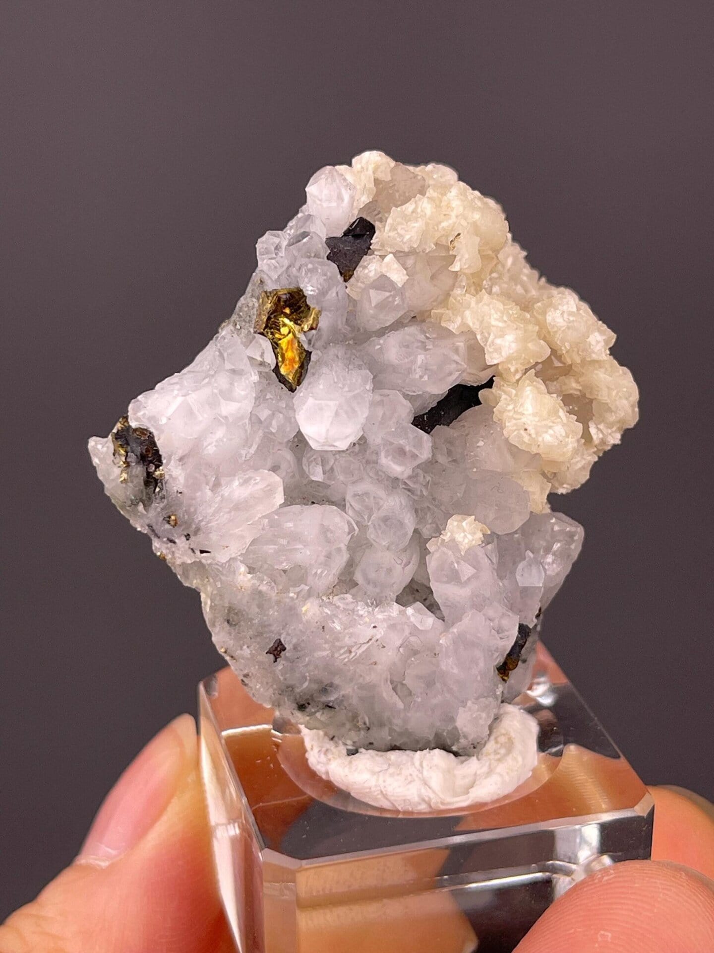 Quartz specimen