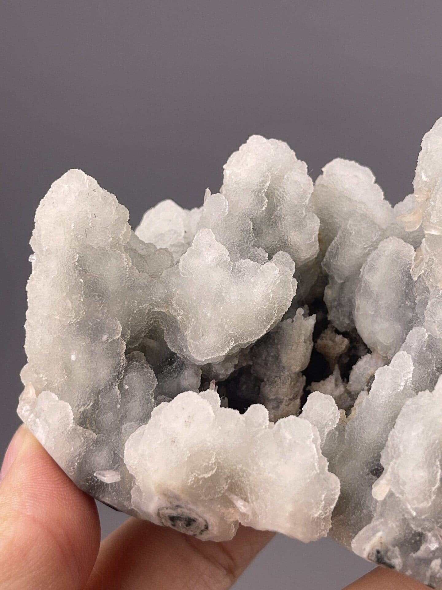 Top view of quartz specimen displaying globular habit, Parvati Valley