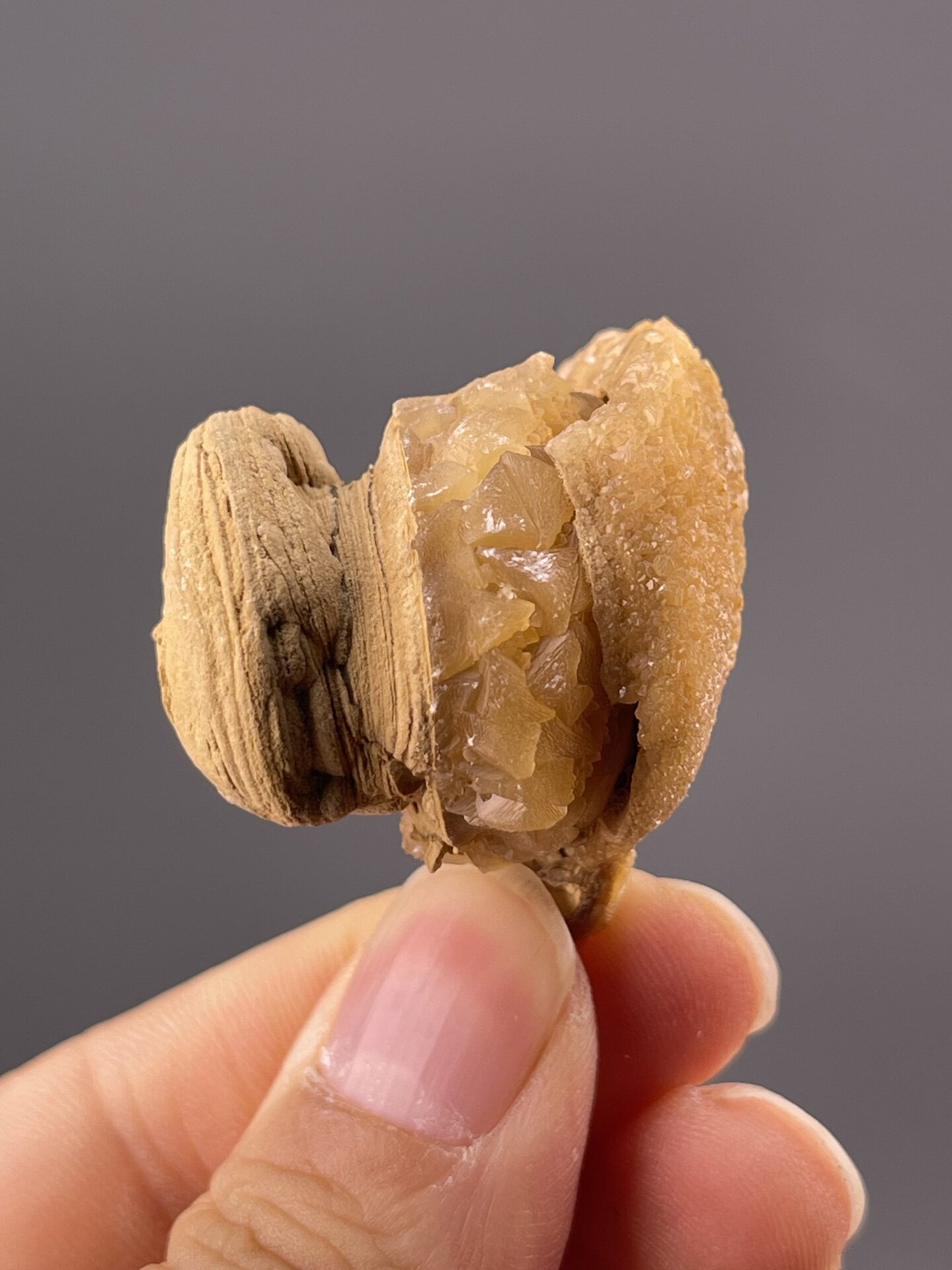Front view of orange calcite, 13×13×12 mm, Nandan County China