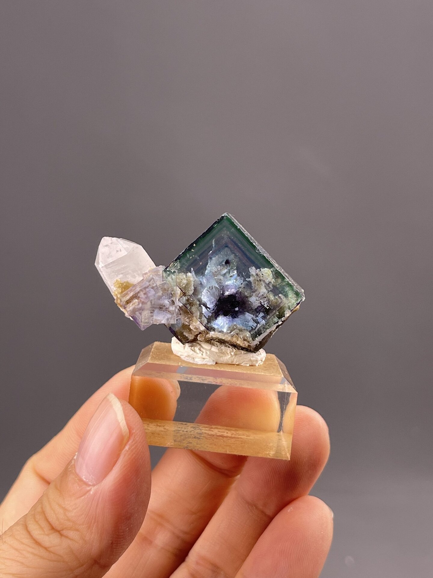 Vibrant Cubic Fluorite Crystals from Chenzhou, China – close-up of crystal surface