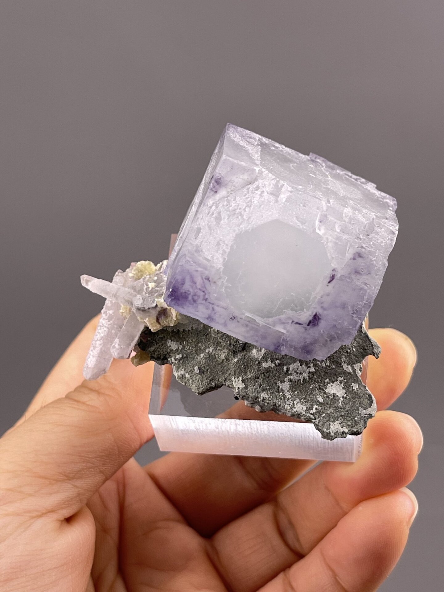 Phantom Fluorite Crystal from Yaogangxian Mine, China – close-up of crystal surface