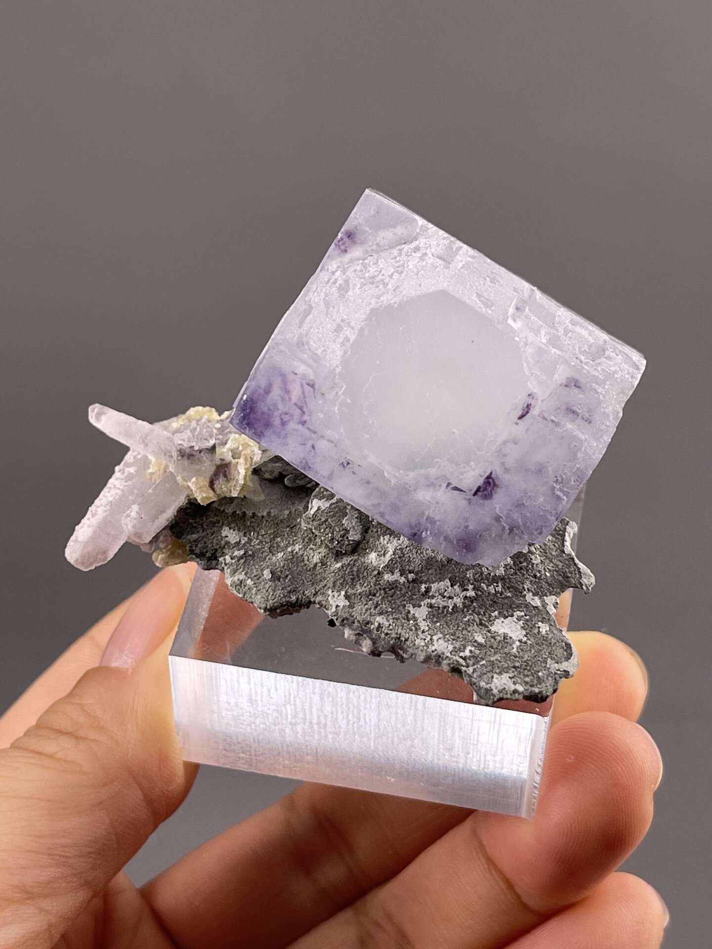 Phantom Fluorite Crystal from Yaogangxian Mine, China – top-down view