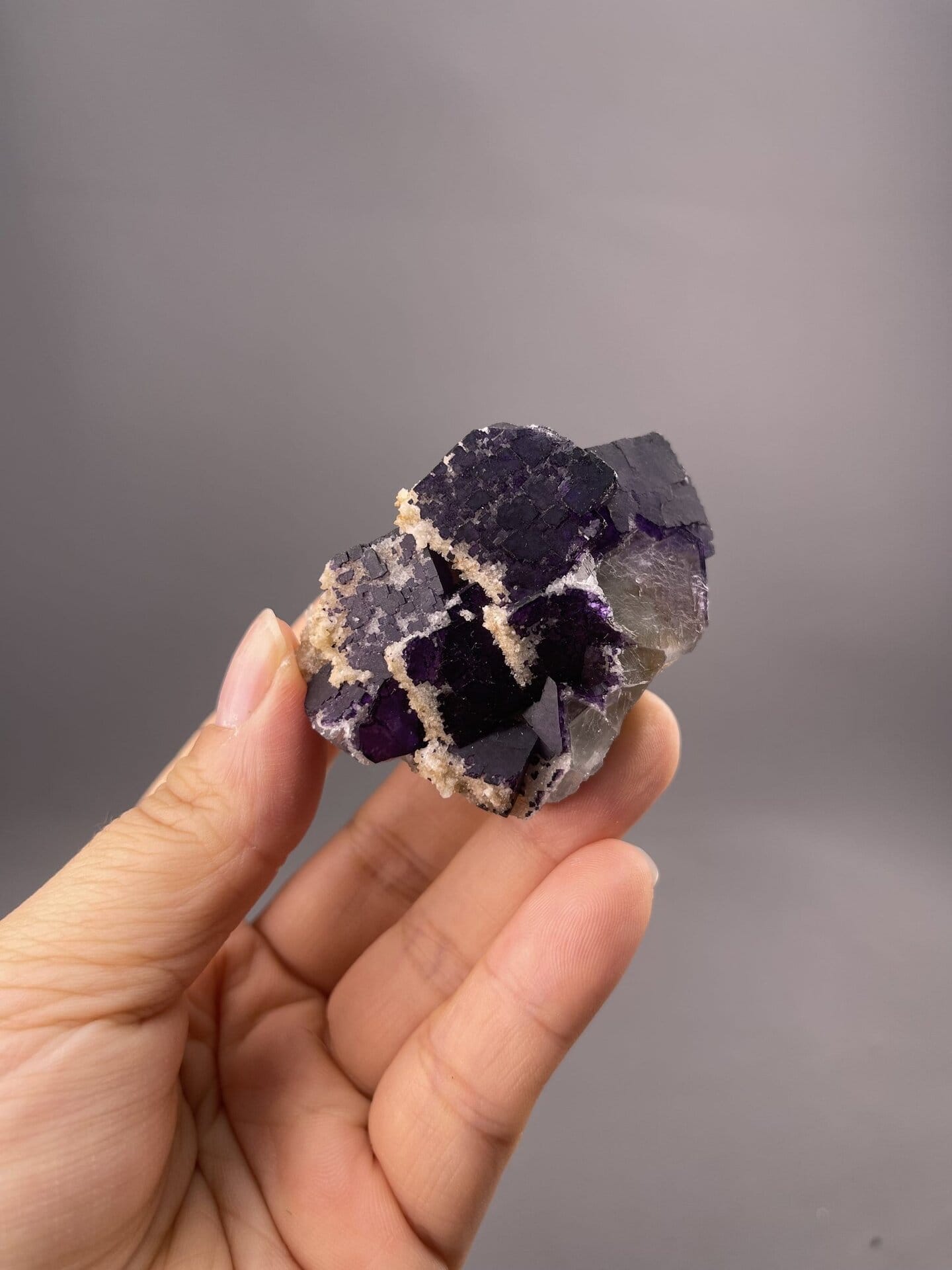 Fluorite mineral specimen from Anshun, China
