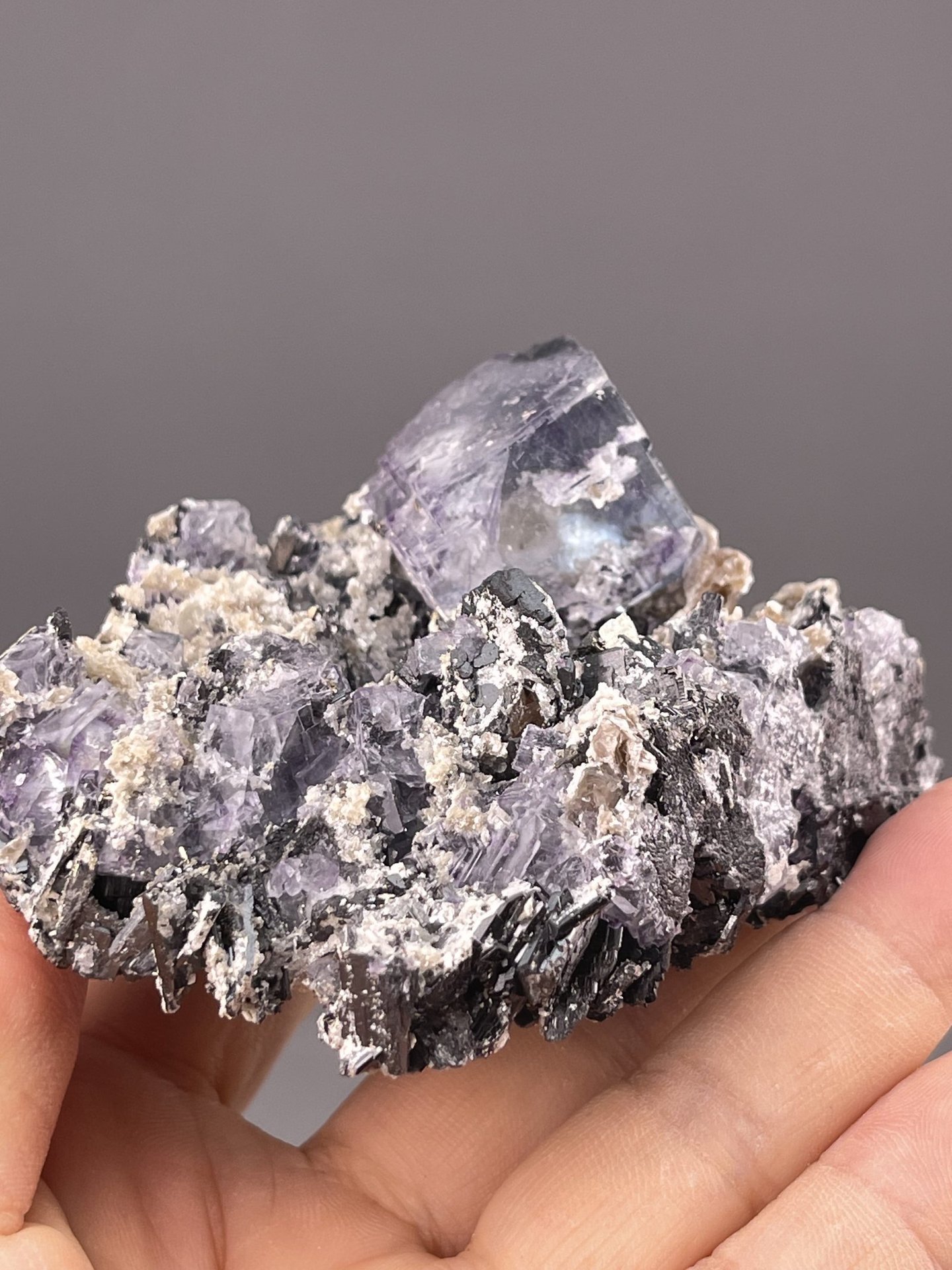 Purple Fluorite Crystals with Phantom Zones from Yaogangxian – reverse side