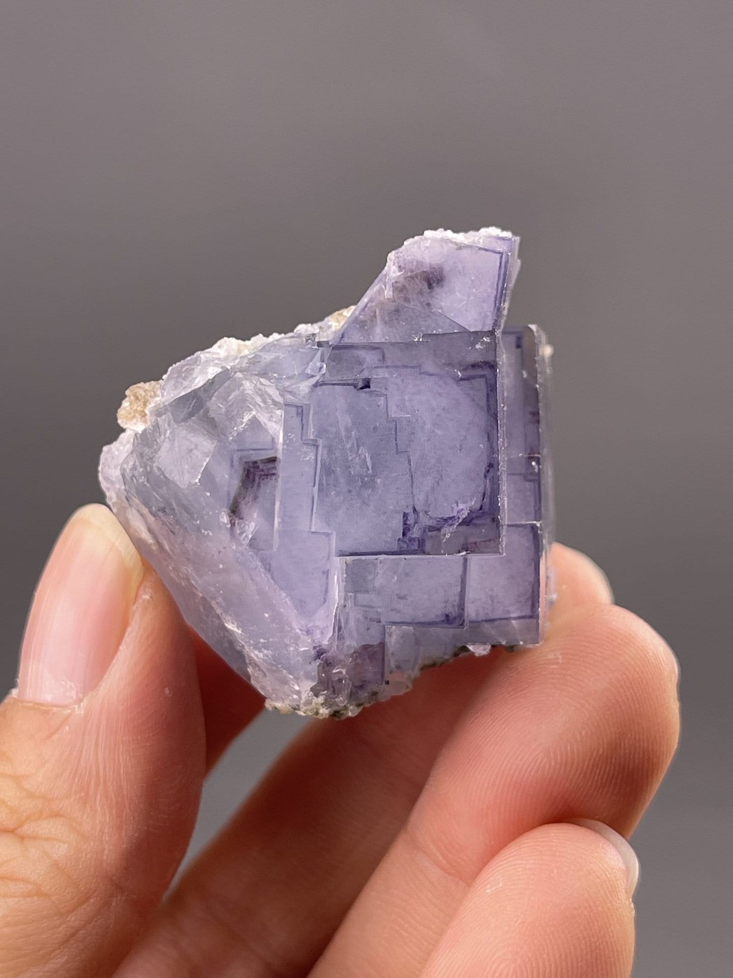 CaF₂ isometric fluorite with phantom zoning, Yaogangxian Mine