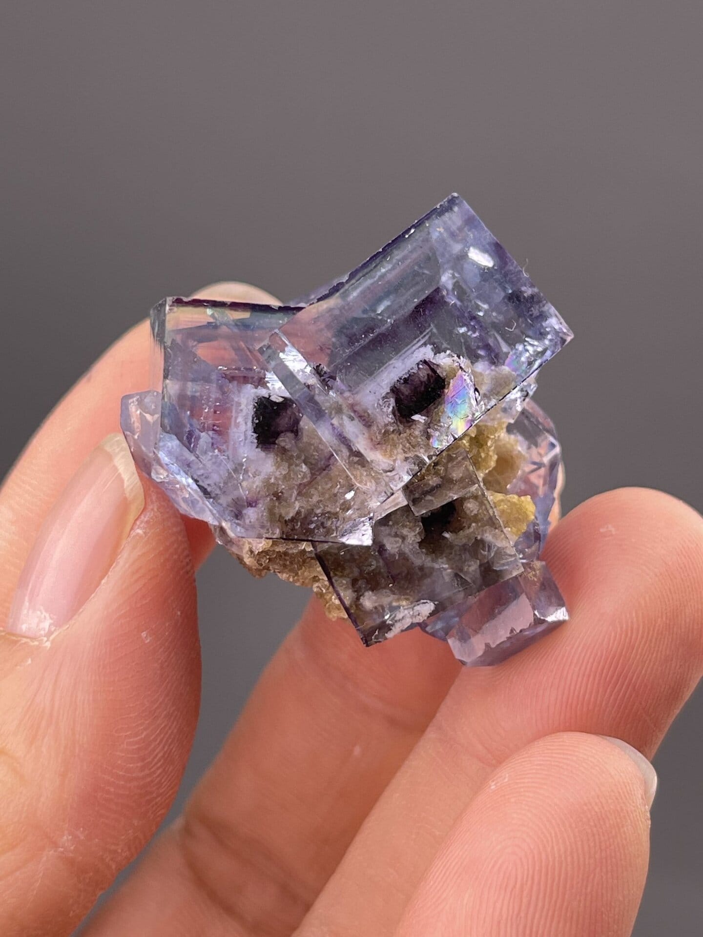 CaF₂ isometric fluorite with colour zoning, Yaogangxian Mine Hunan