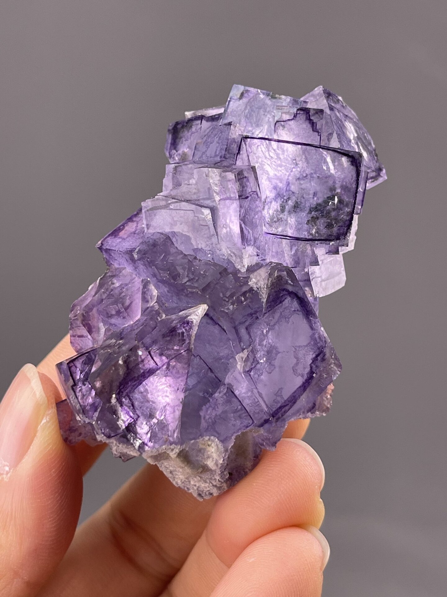 CaF₂ isometric fluorite with phantom zoning, Yaogangxian Hunan