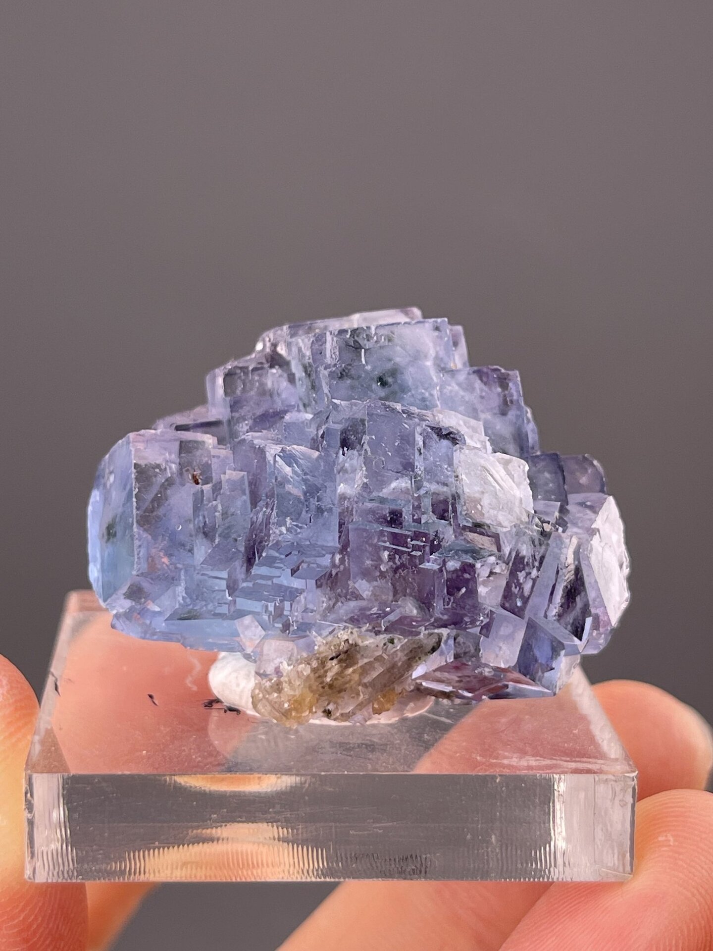 Front view of stepped phantom fluorite, 15×13×10 mm, Yaogangxian