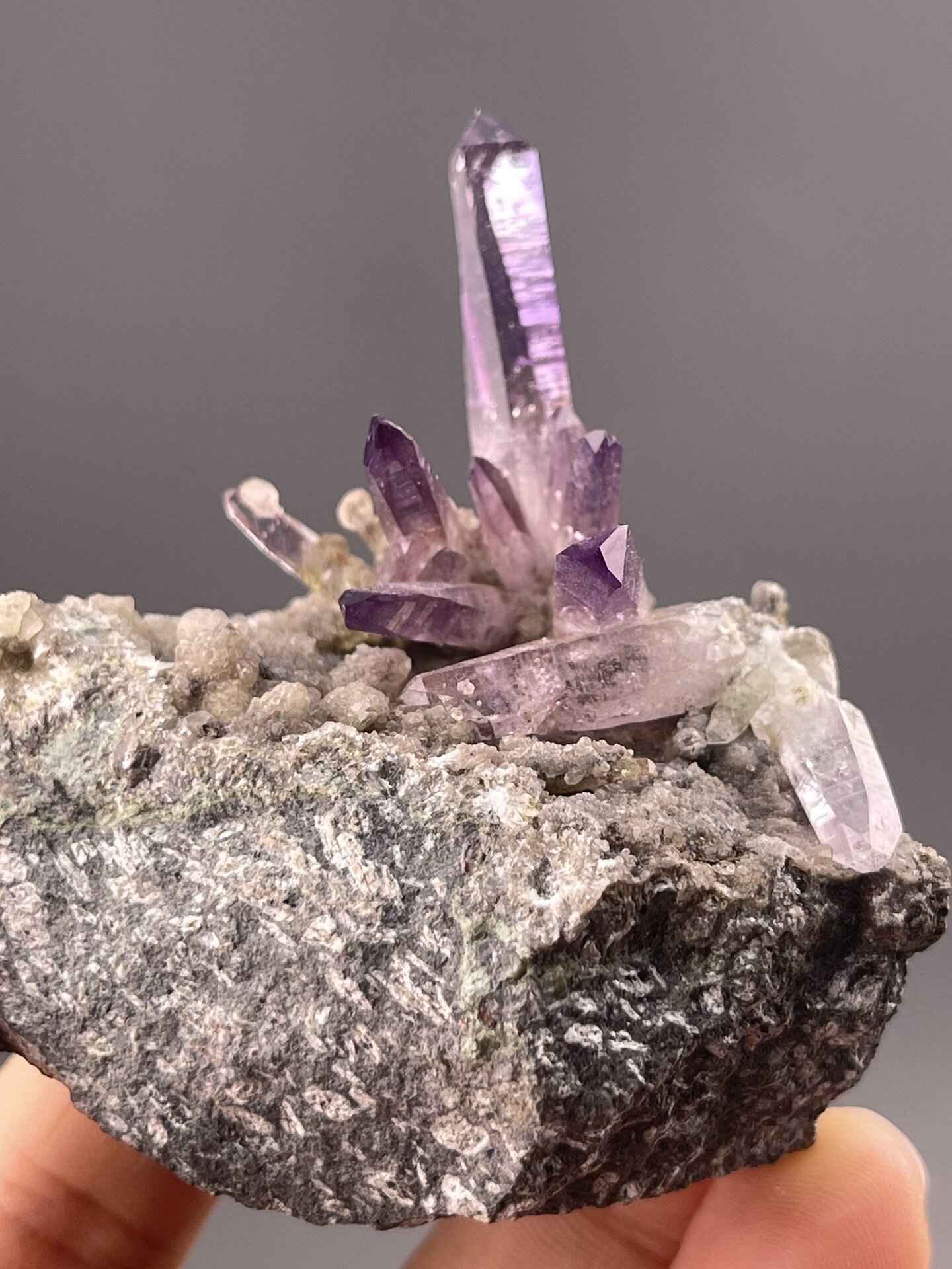 Amethyst Crystal Clusters from Vera Cruz, Mexico – top-down view