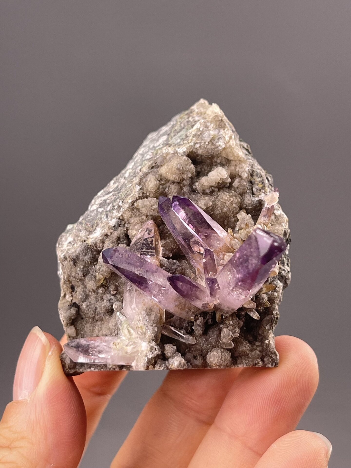Amethyst Crystal Clusters from Vera Cruz, Mexico – crystal termination detail