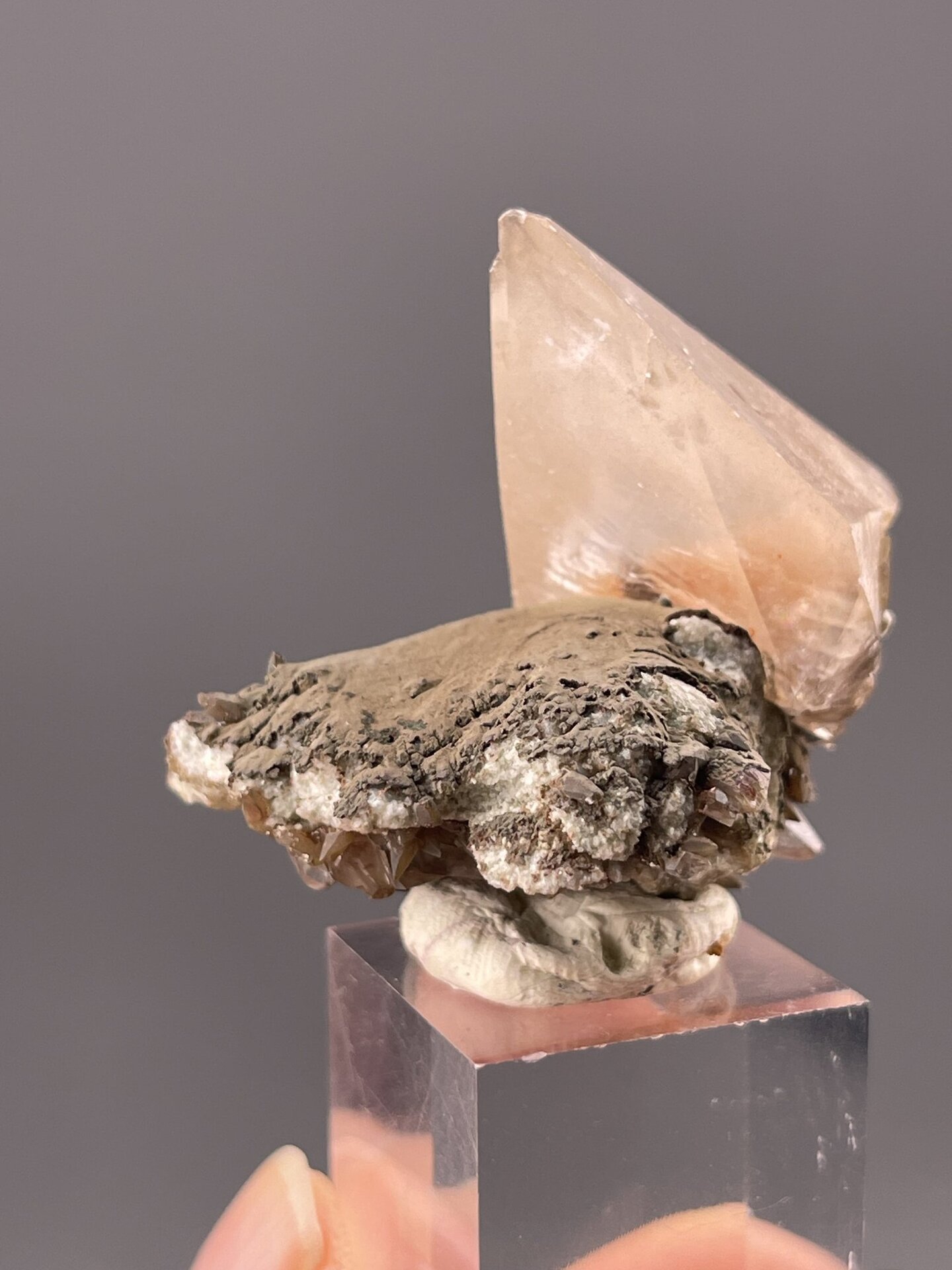 Red prismatic calcite from Daye Mine Huangshi Hubei, SKU 1139