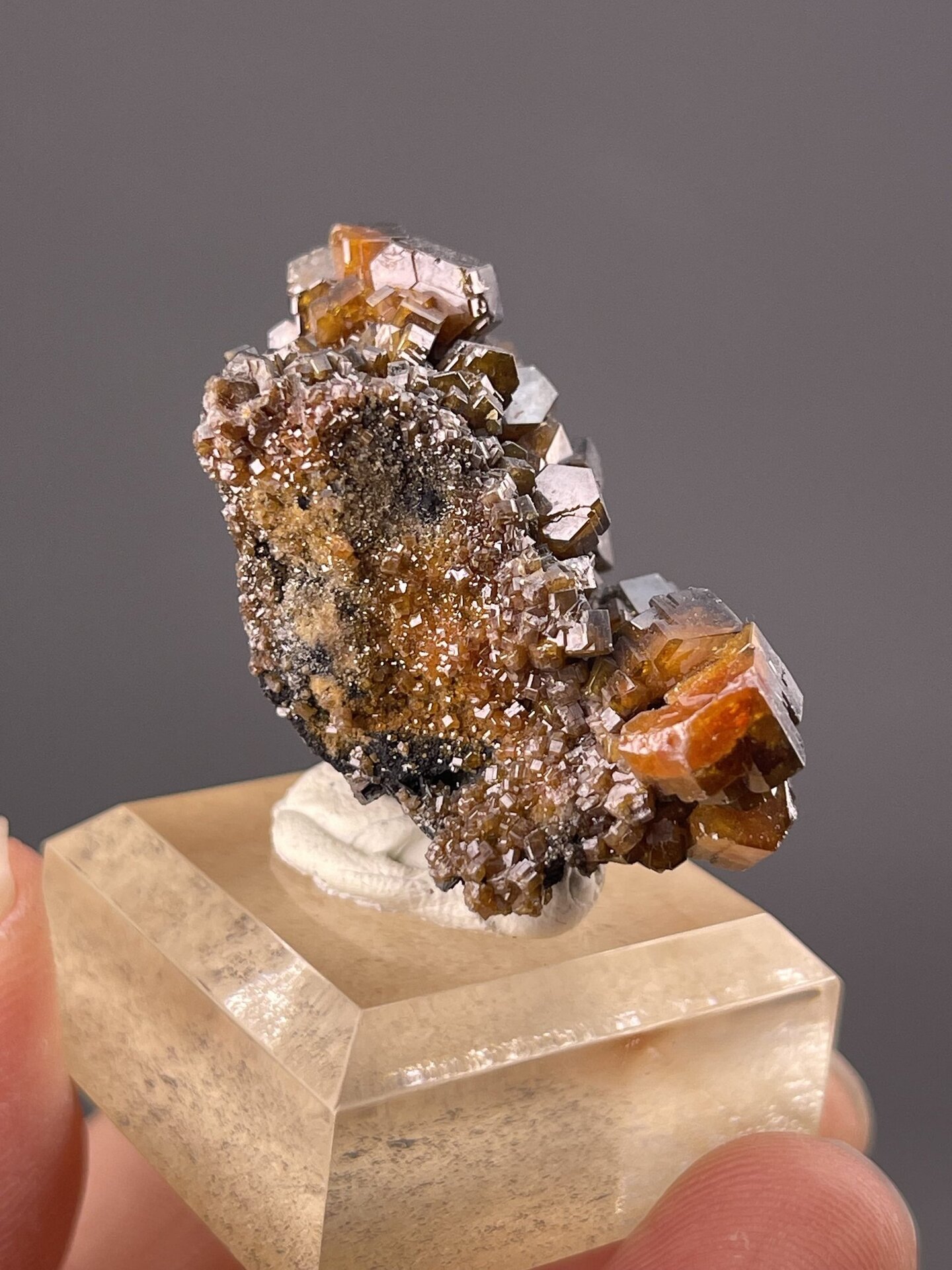 Top view of vanadinite cluster showing hexagonal crystal geometry