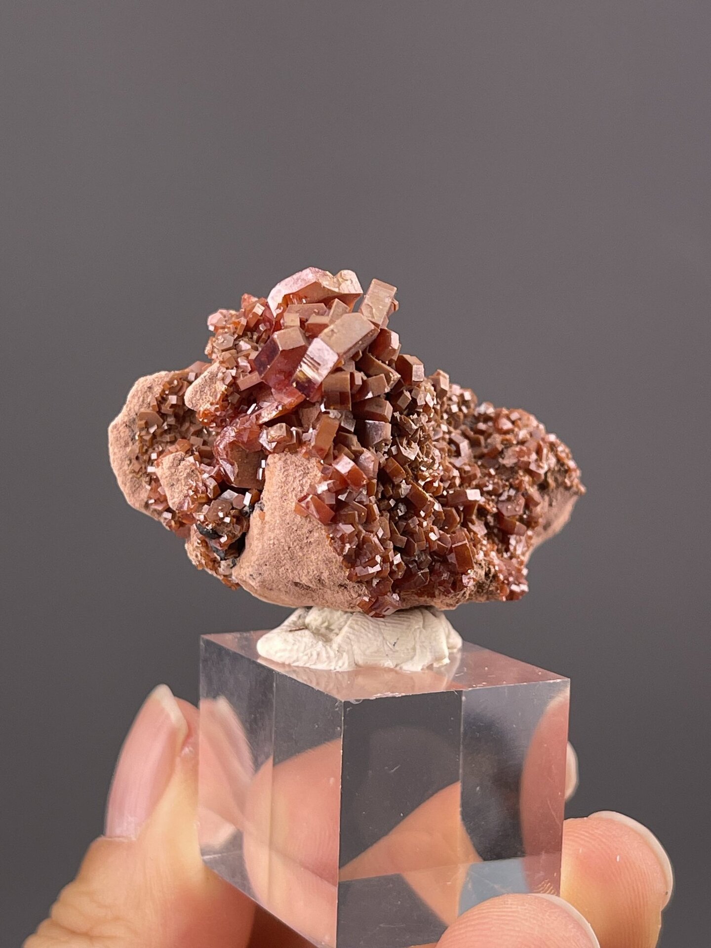 Pb₅(VO₄)₃Cl hexagonal vanadinite, Mibladen Mining District Morocco