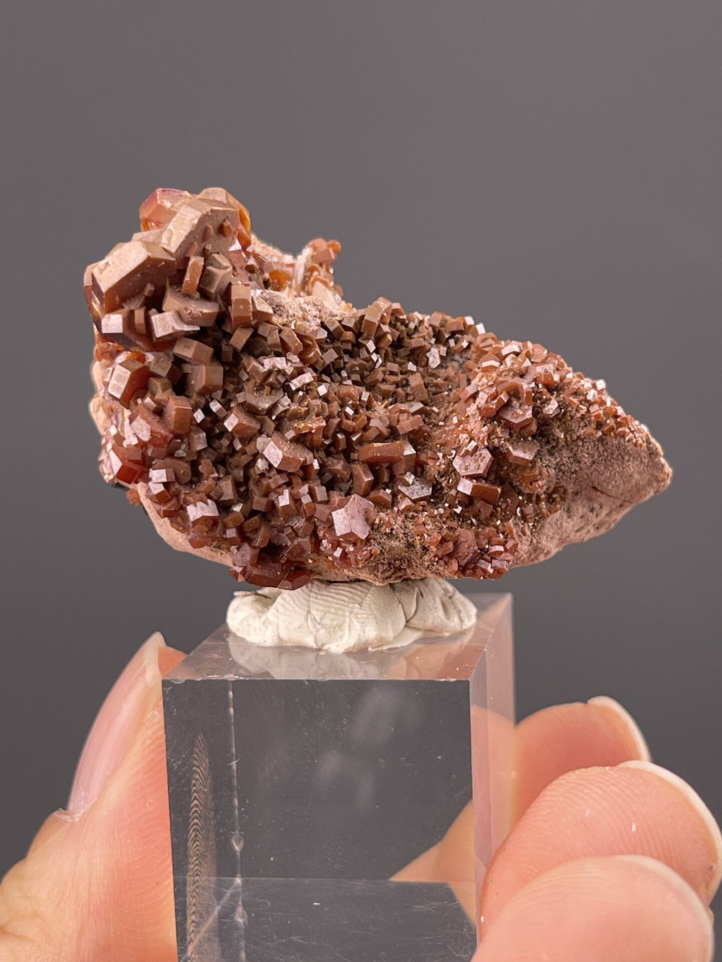 Top view of vanadinite showing hexagonal crystal geometry