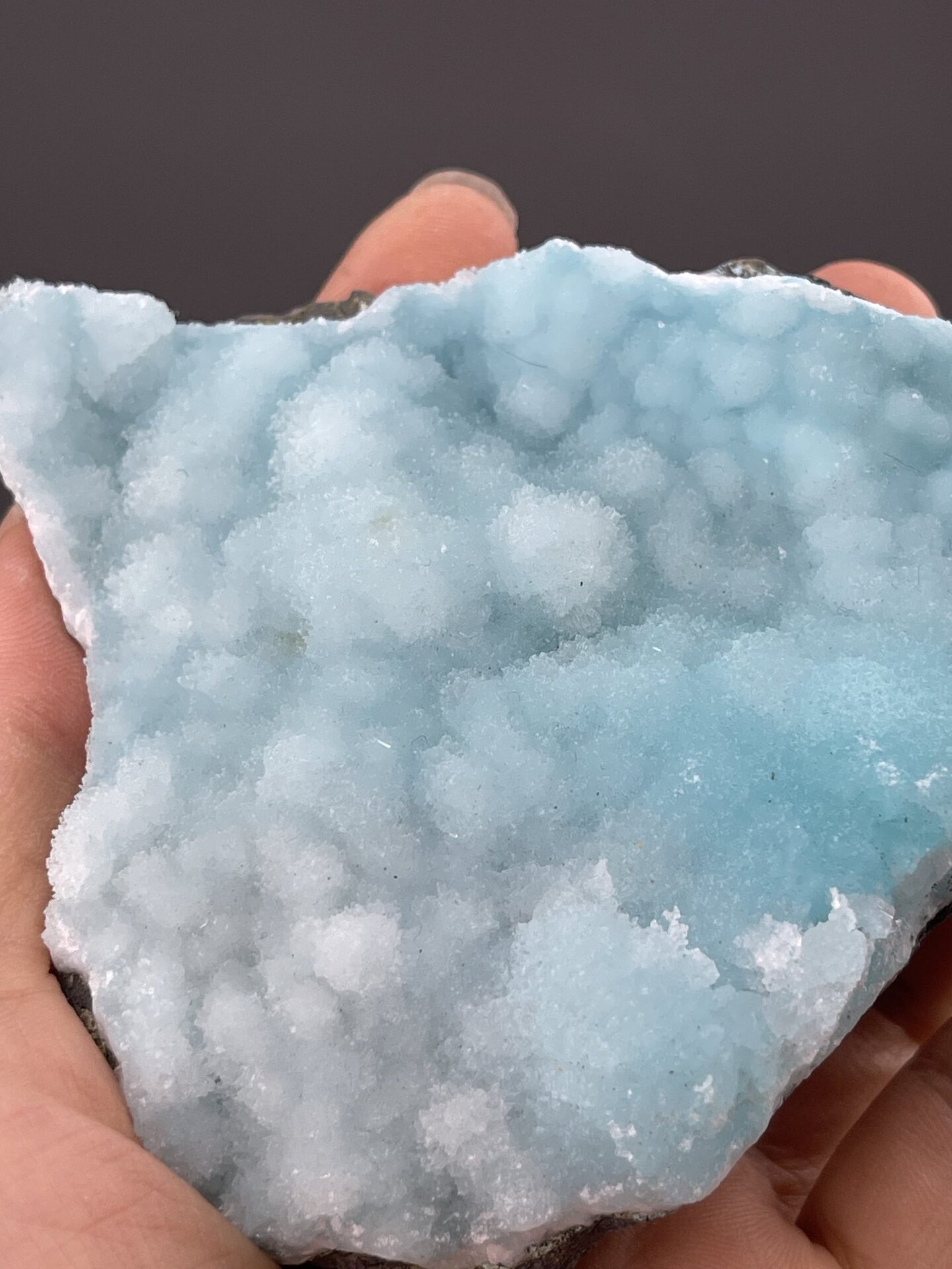 Side view of Yunnan hemimorphite showing rounded globular surface