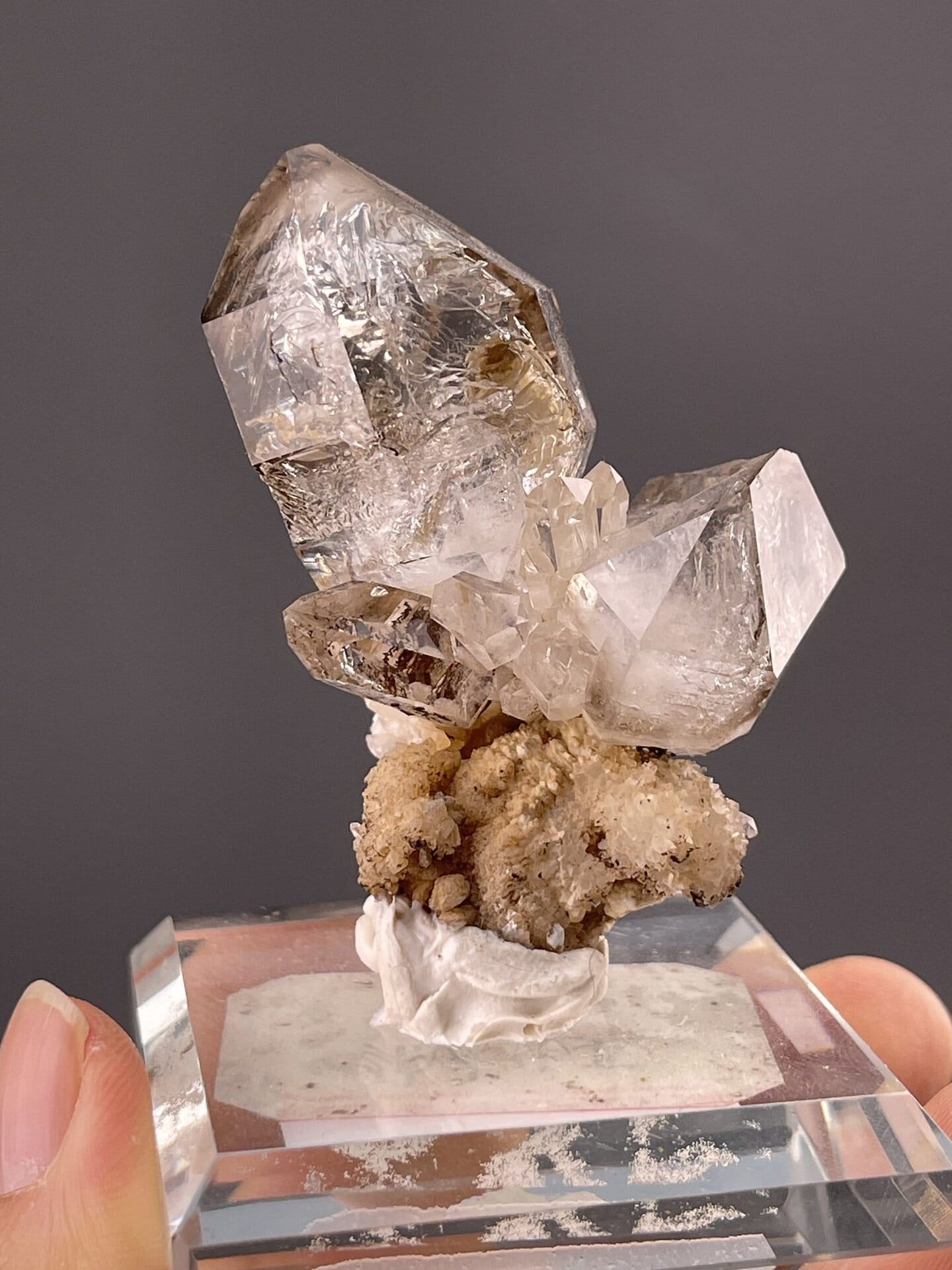 Side profile of Erongo quartz cluster showing crystal arrangement