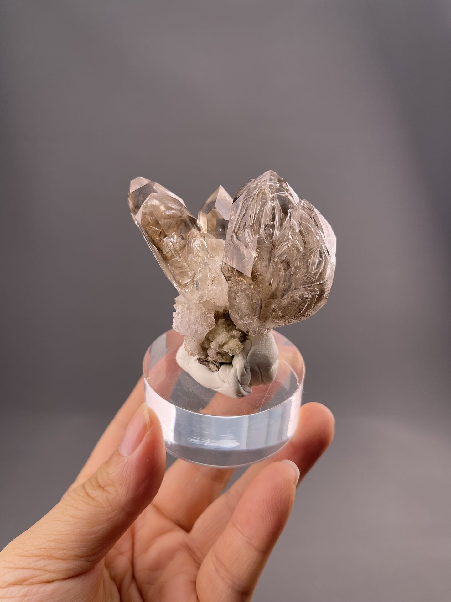Front view of quartz cluster, 22×15×22 mm, Erongo Mountains Namibia
