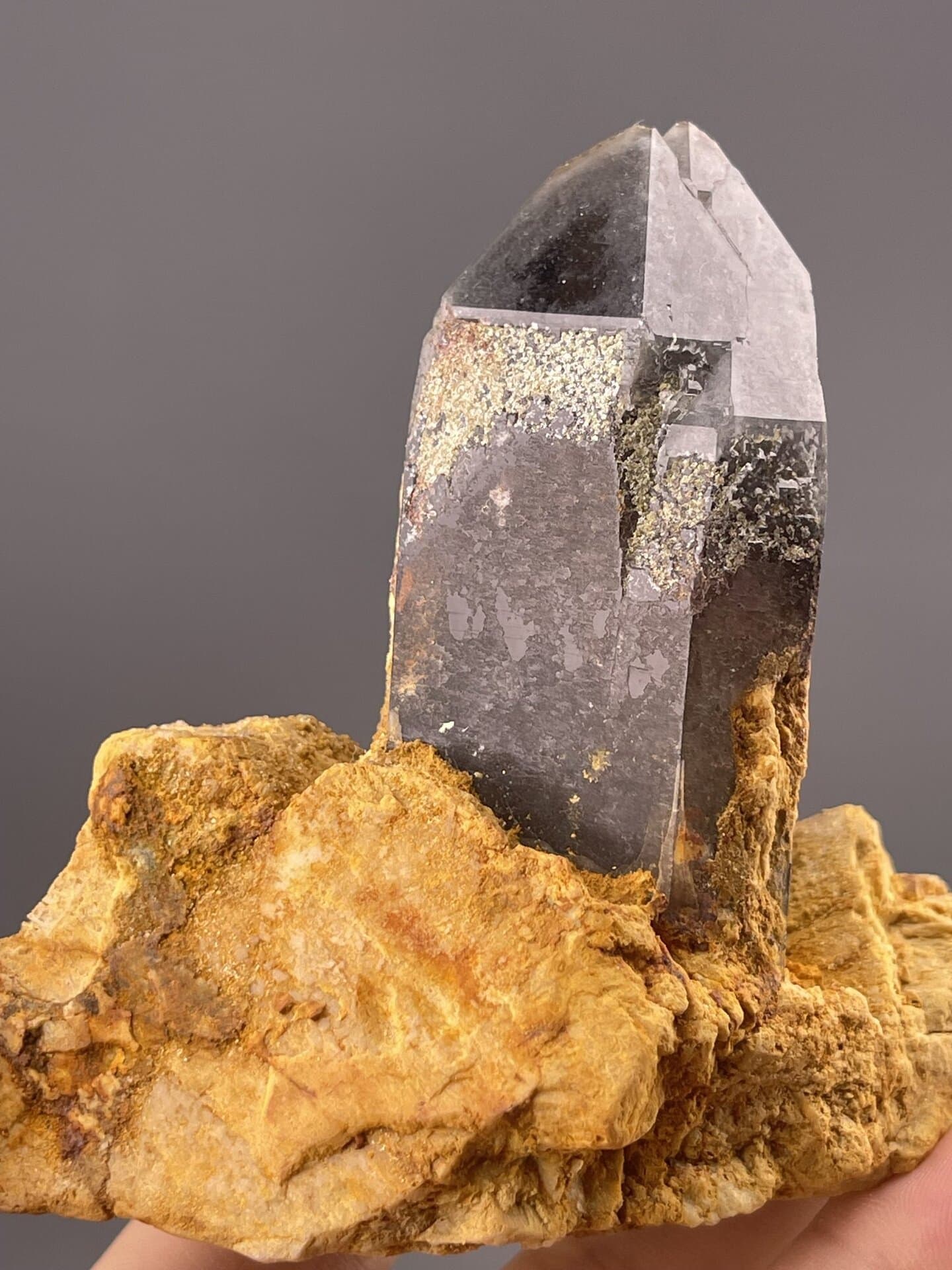 Quartz Crystal from Lanwen Mine, Yunnan, China – reverse side