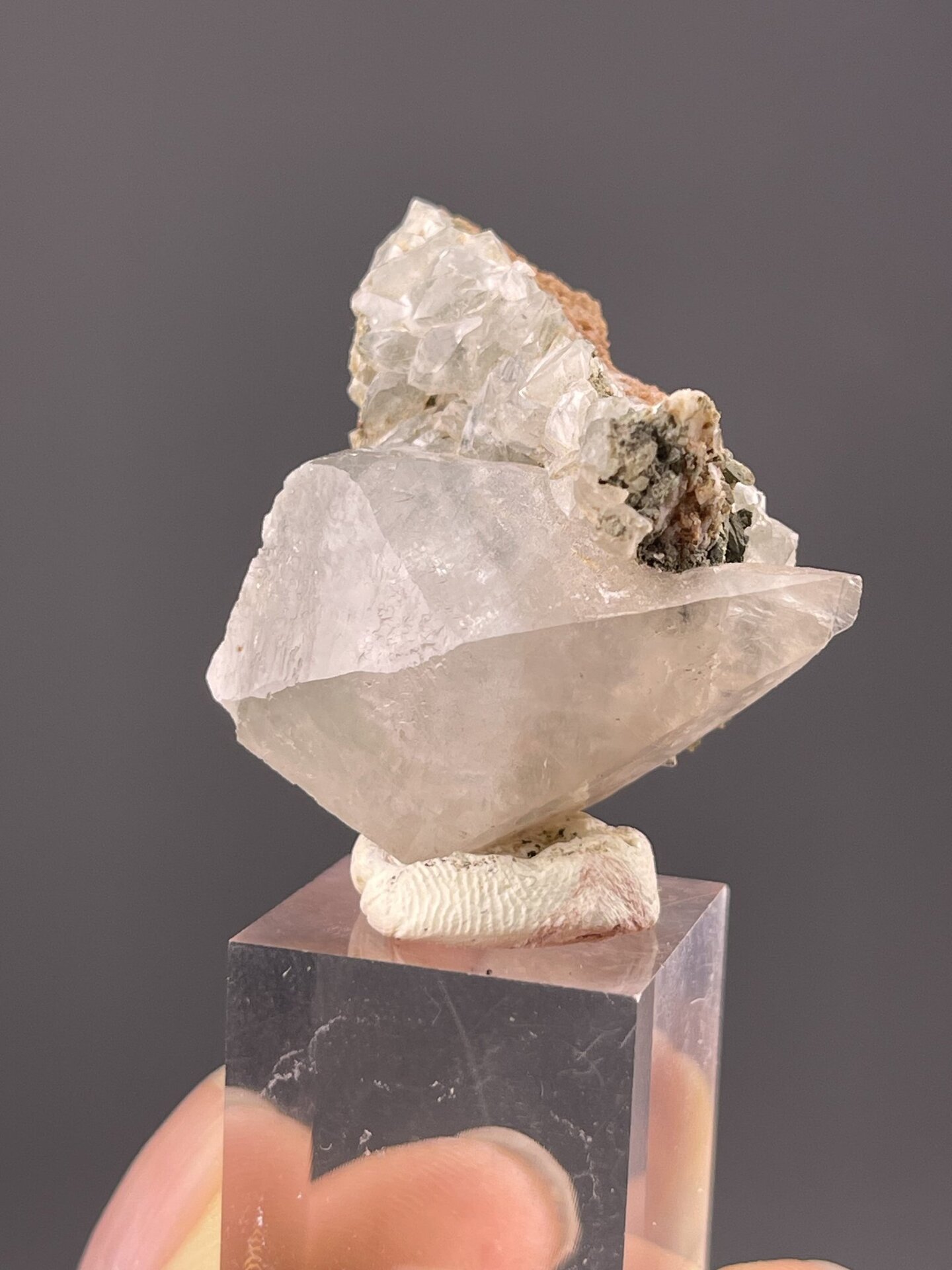 CaCO₃ trigonal calcite, Mohs 3, white dogtooth, Daye Mine Hubei