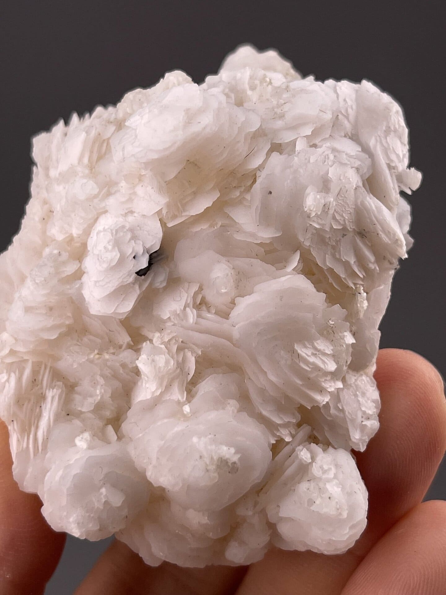 CaCO₃ trigonal calcite, Mohs 3, fibrous layered, Yaogangxian Mine