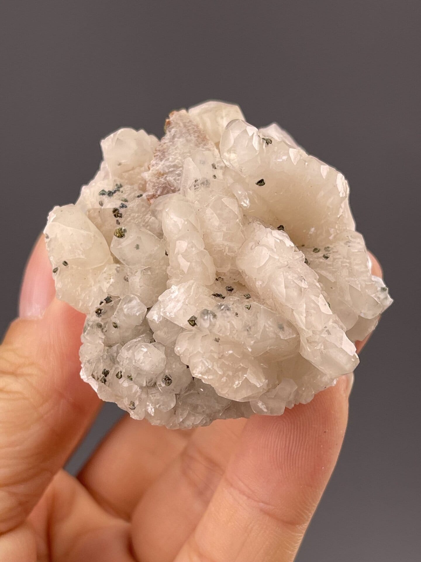 Angled view of Inner Mongolia calcite highlighting sheaf geometry