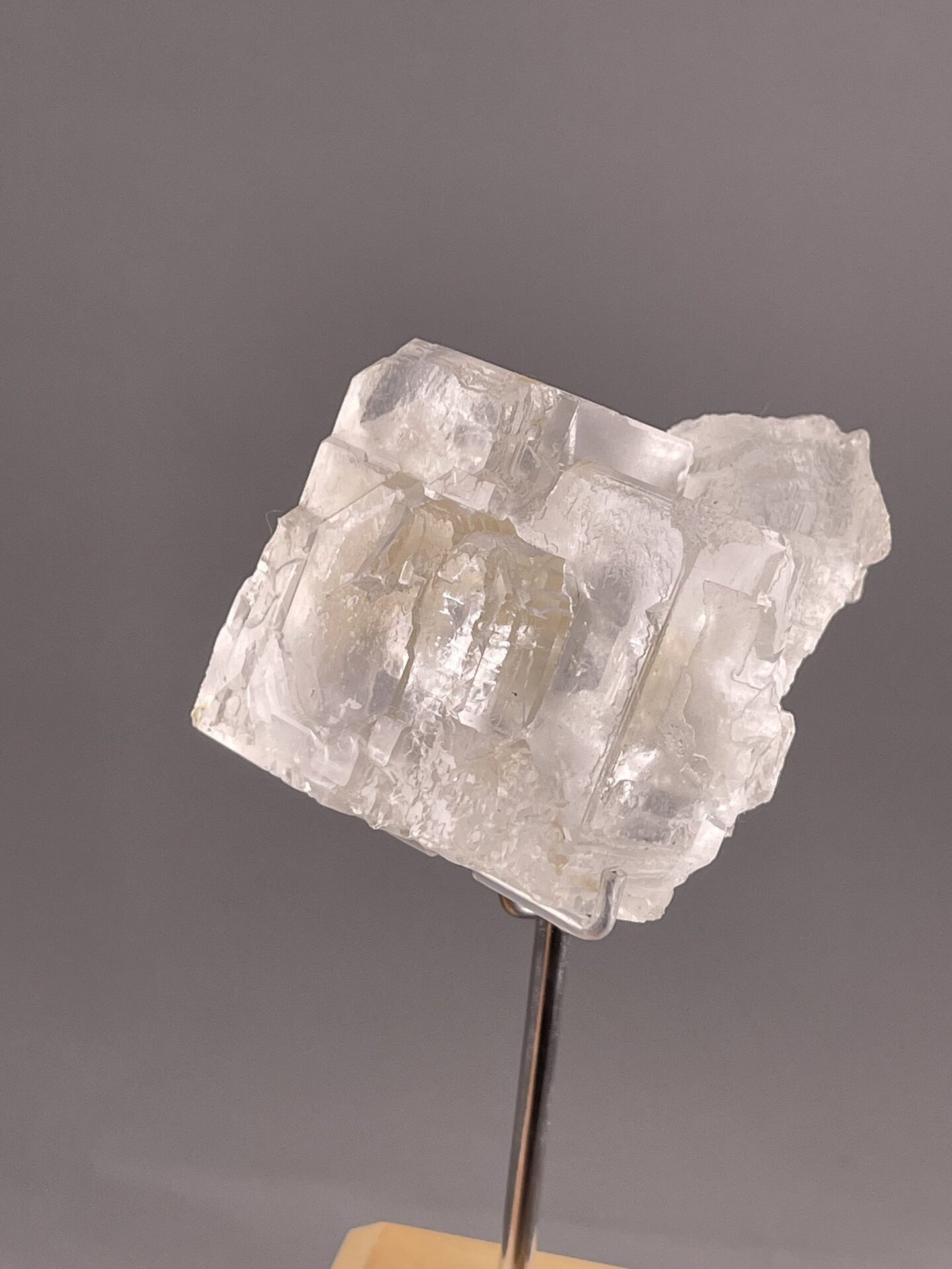 Fluorite Crystal Specimen from Chenzhou, Hunan, China – side profile