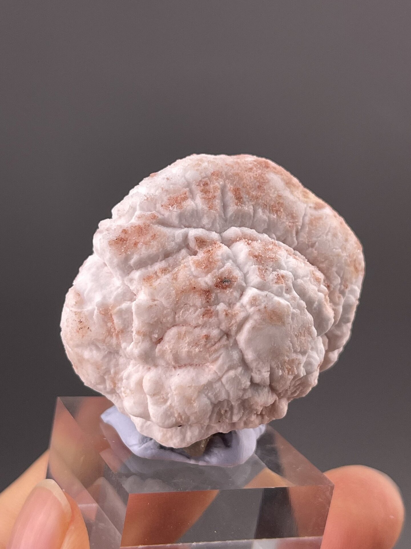 Gypsum Popcorn from Guizhou, China – top-down view