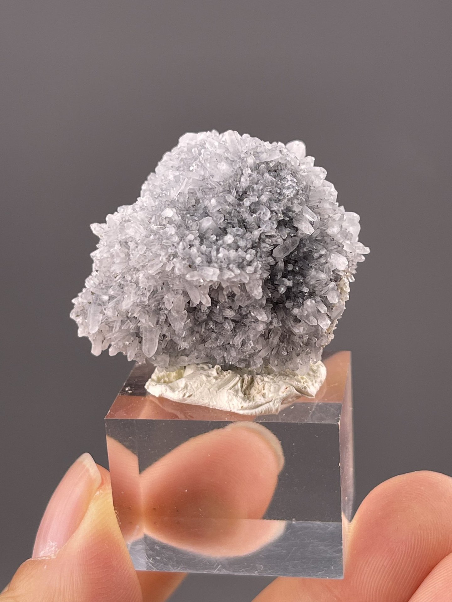 White botryoidal quartz with glassy surface, Fujian Province, China