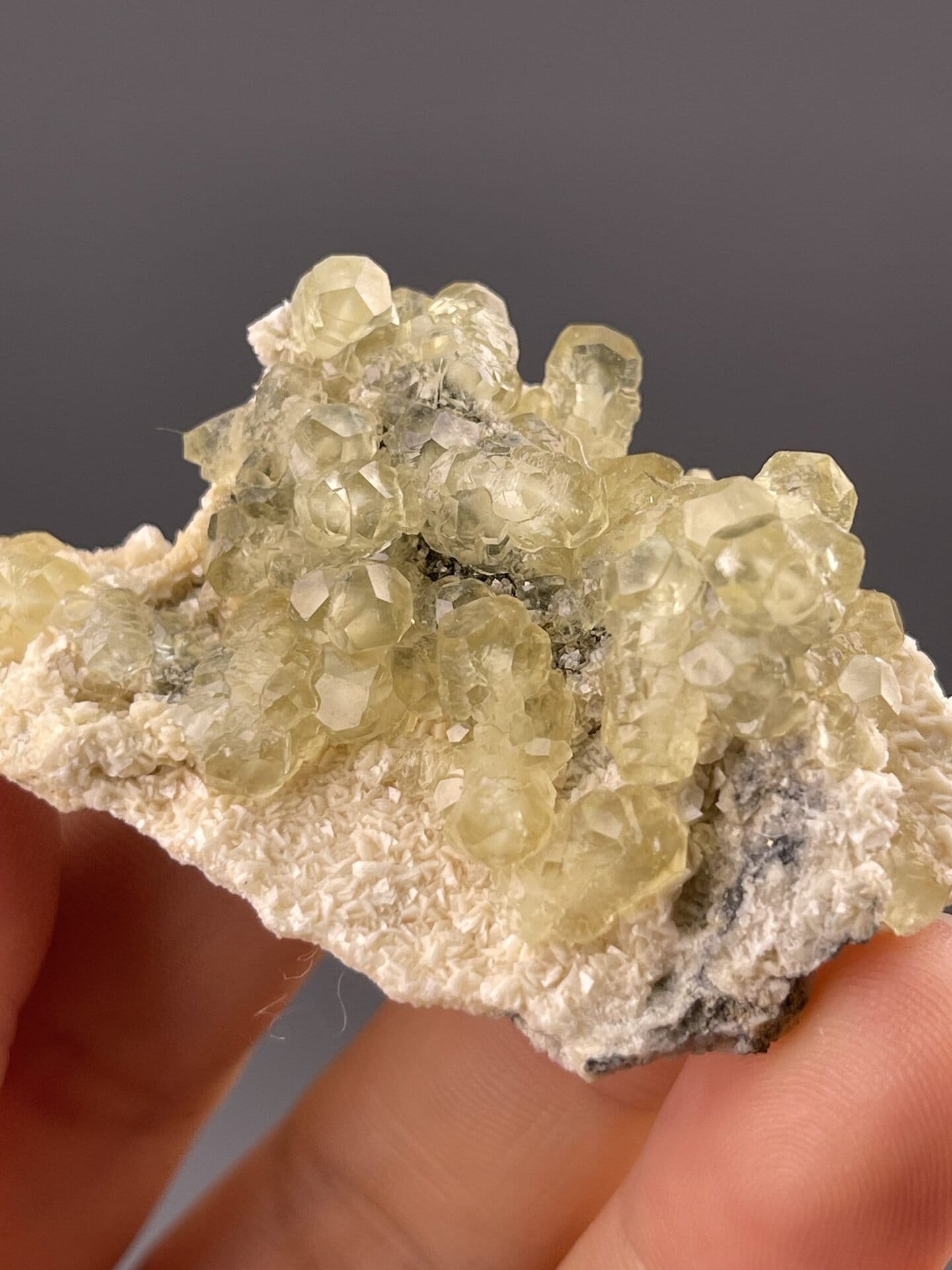 Side view of Daye Mine calcite showing rounded globular surfaces