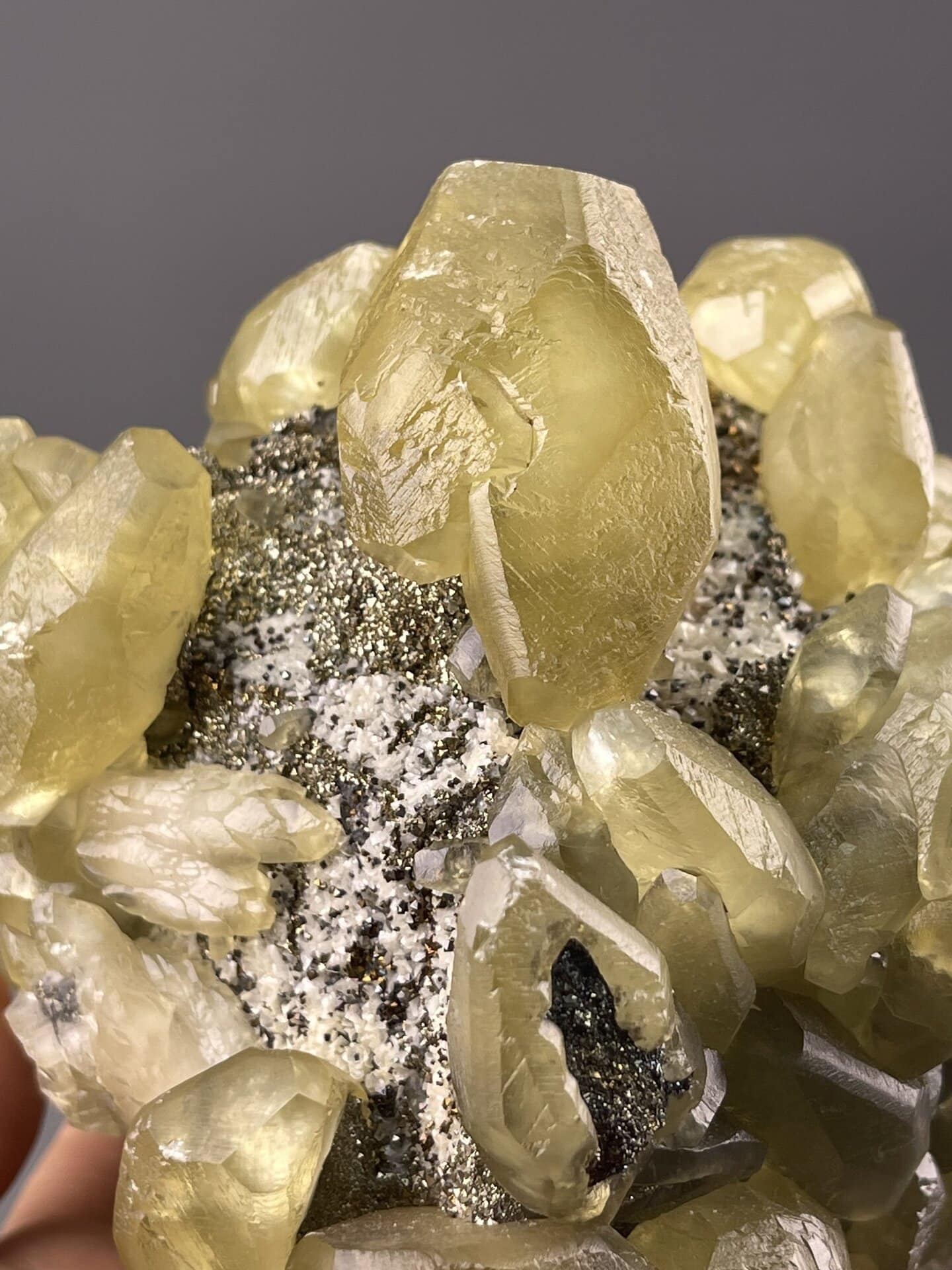 Yellow Calcite Crystals from Daye Mine, Hubei, China – crystal termination detail
