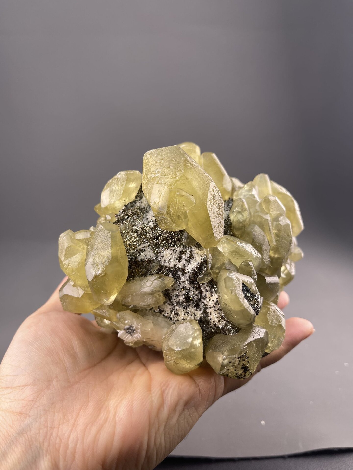 Yellow Calcite Crystals from Daye Mine, Hubei, China – lustre and transparency detail