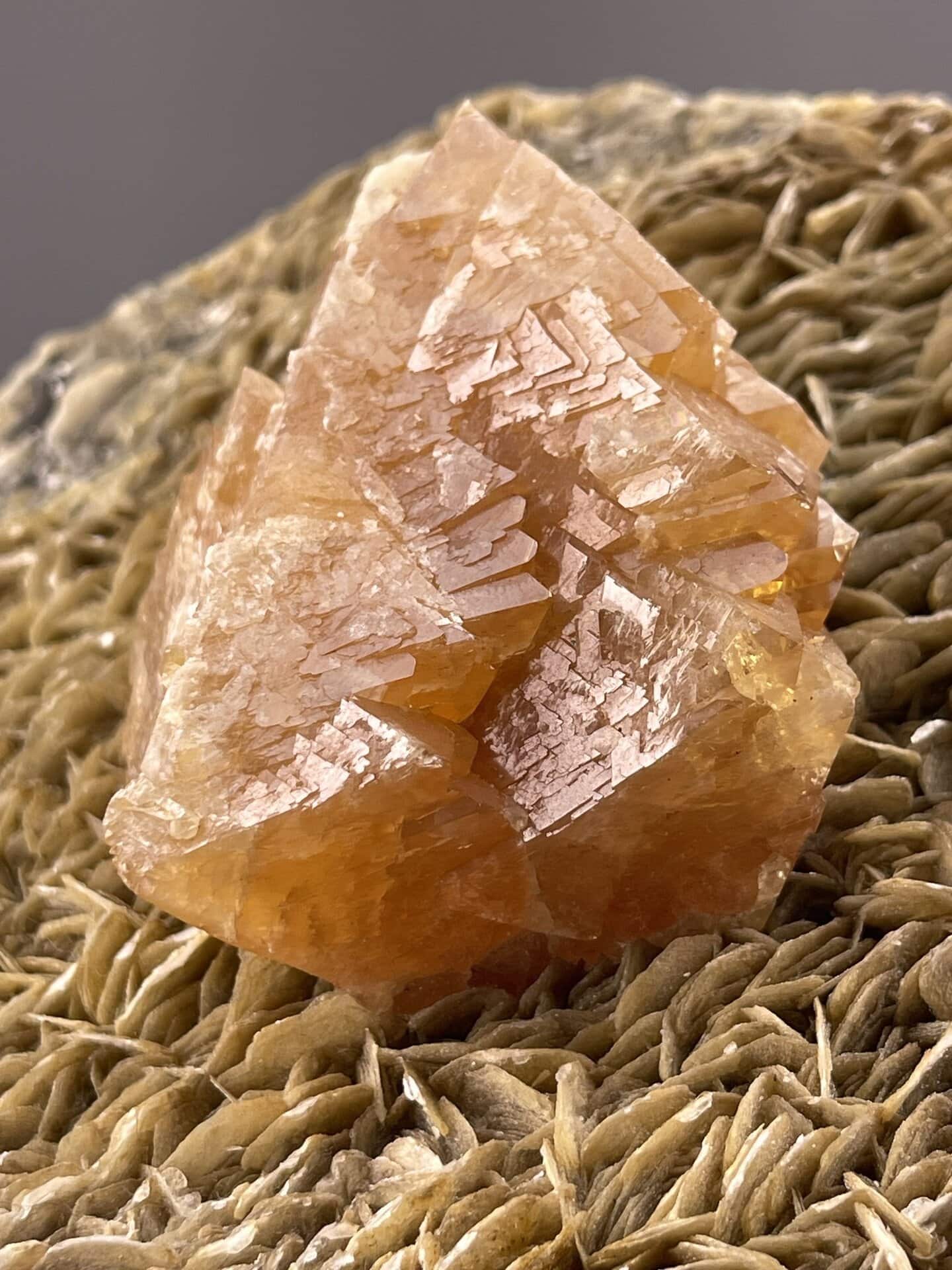 Scheelite Crystal from Xuebaoding Mountain, Sichuan – close-up of crystal surface