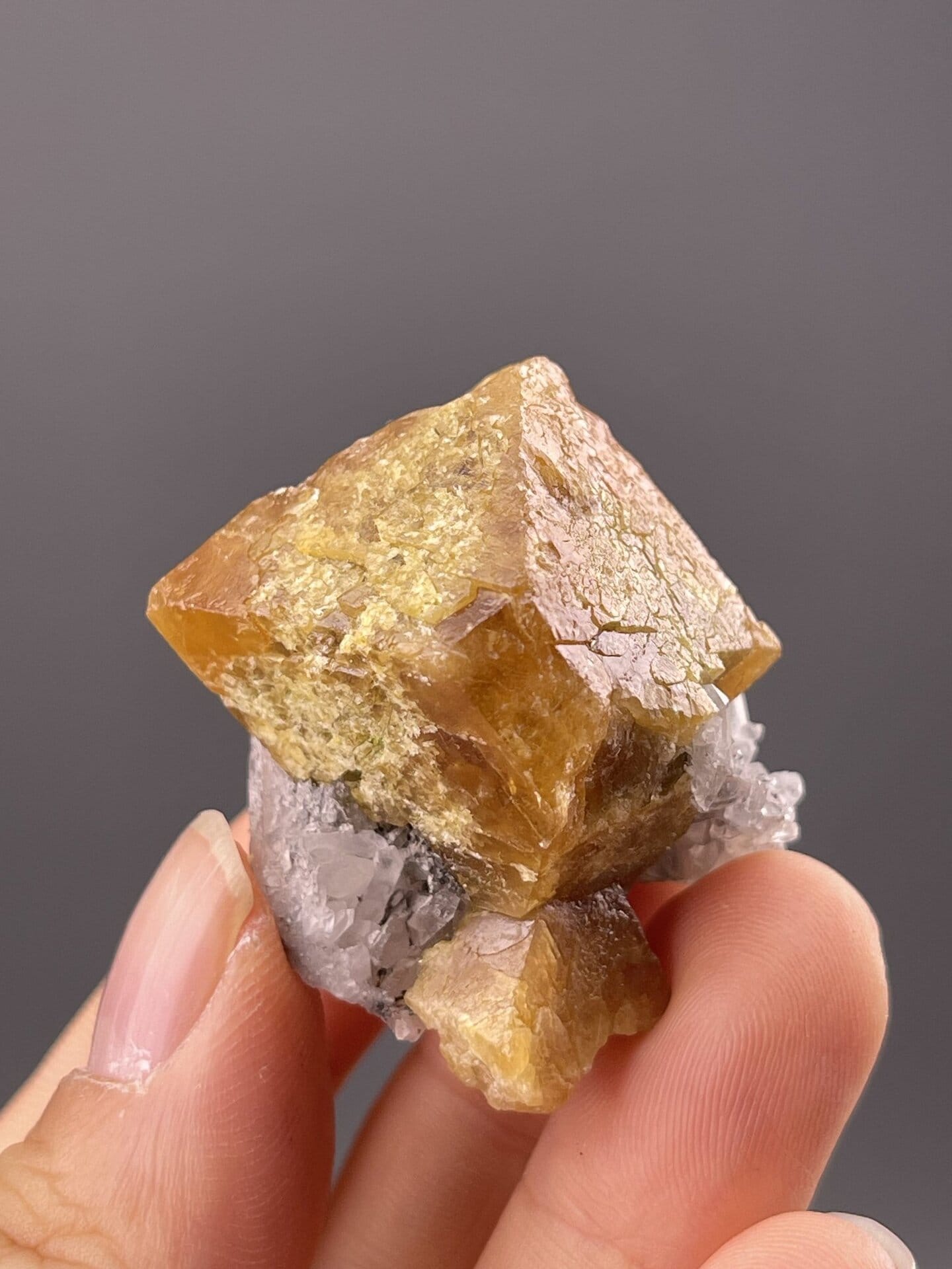 Scheelite crystal from Xuebaoding Mountain Pingwu Sichuan, SKU 1134