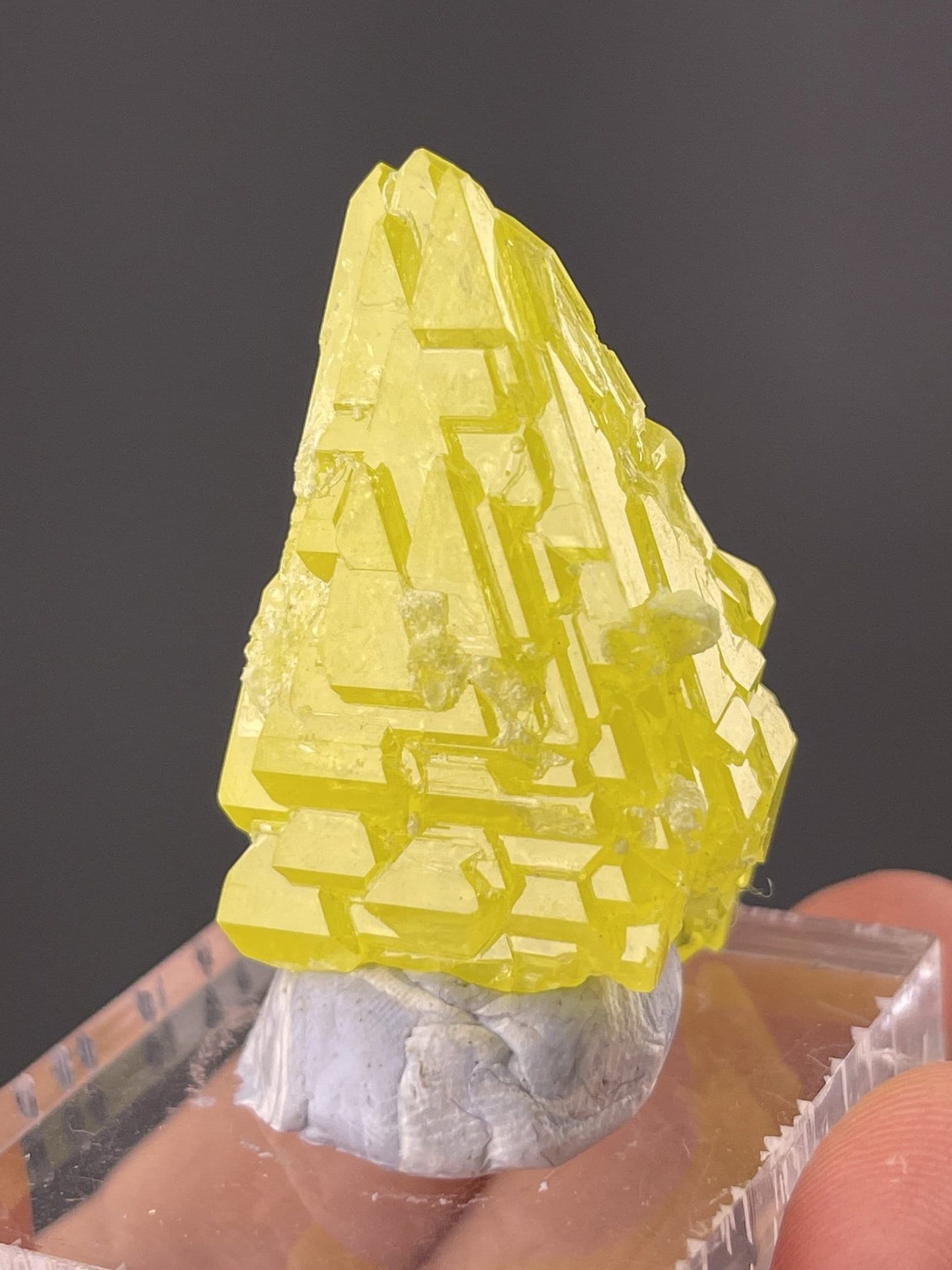 Angled view of Tengchong sulfur crystals highlighting sharp forms