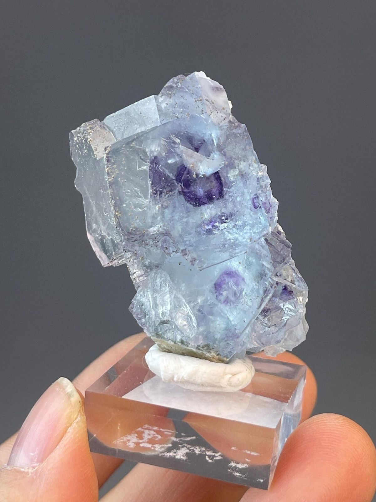 Phantom fluorite with pyrite from Yaogangxian mine, Hunan, China
