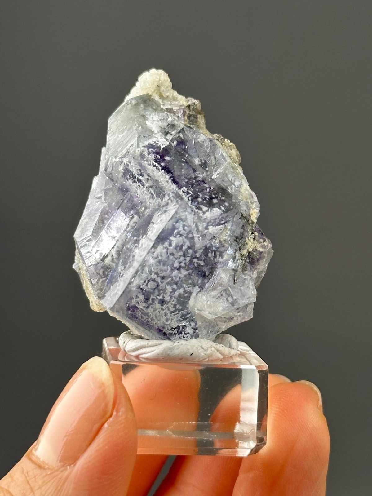 Purple fluorite with phantom bands and snowflake inclusions, Yaogangxian Mine