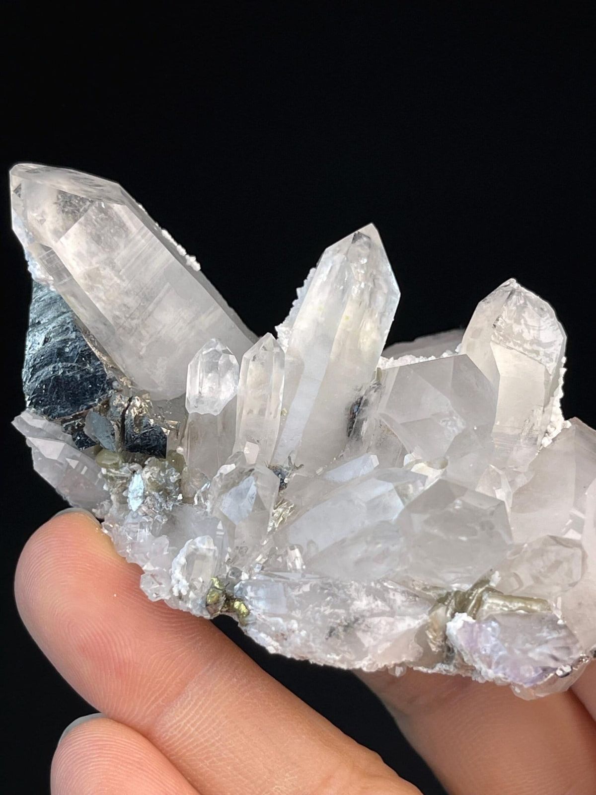 Quartz cassiterite and purple fluorite from Yaogangxian Mine