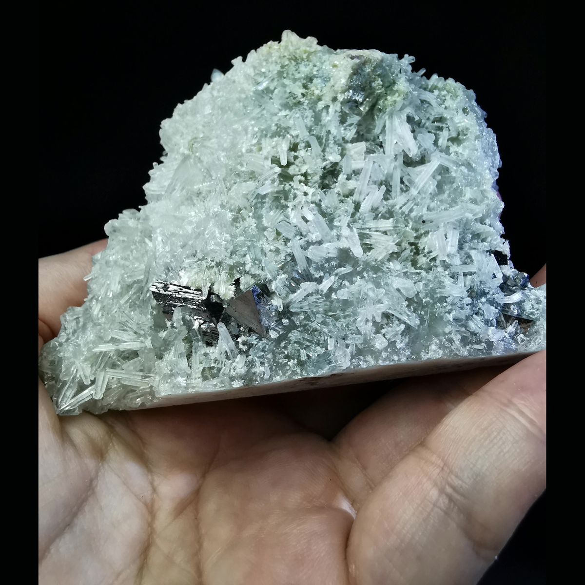 Colourless quartz crystal cluster with arsenopyrite, natural mineral specimen, photo 1 of 7