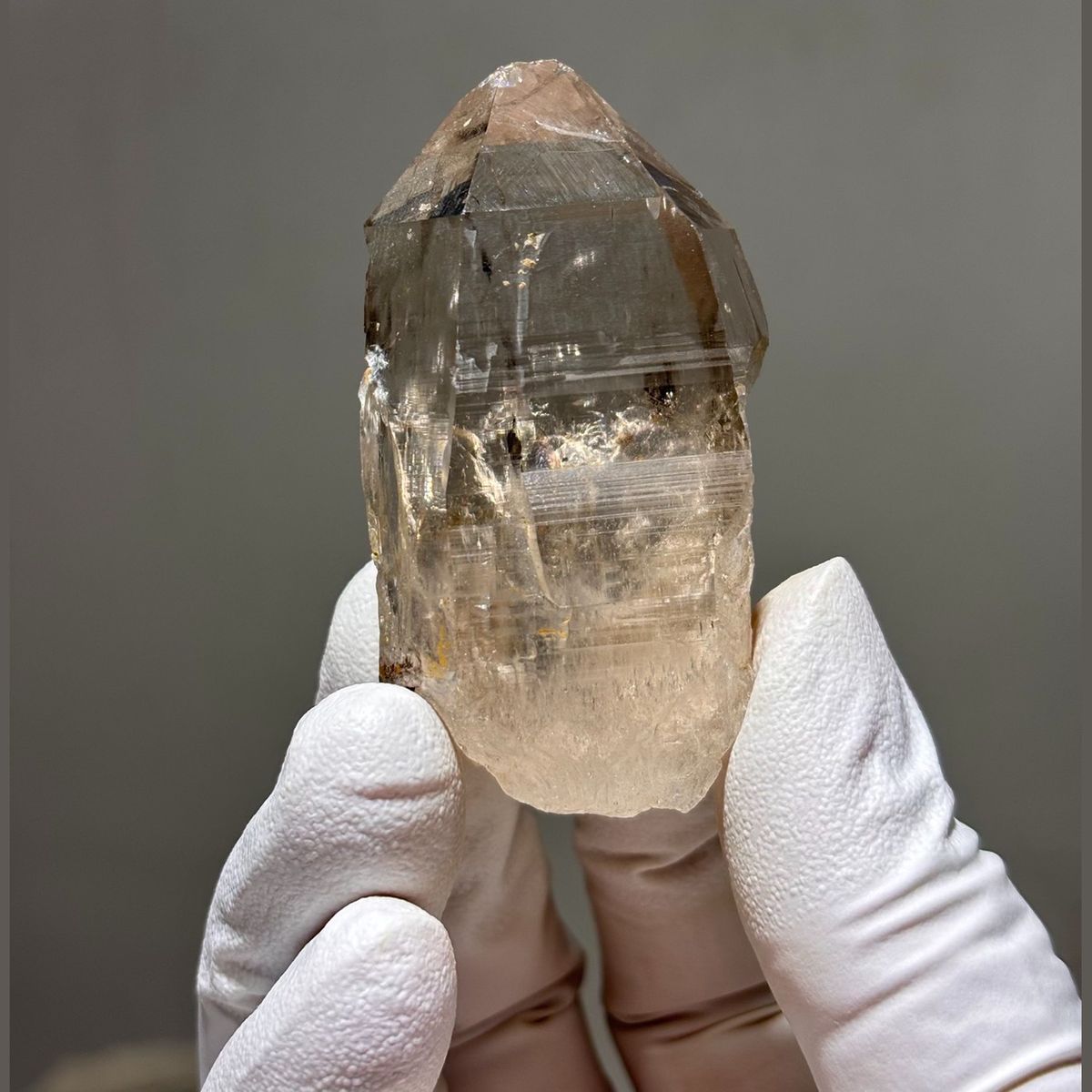 Himalayan Quartz Pakistan 5.8 cm — complete view