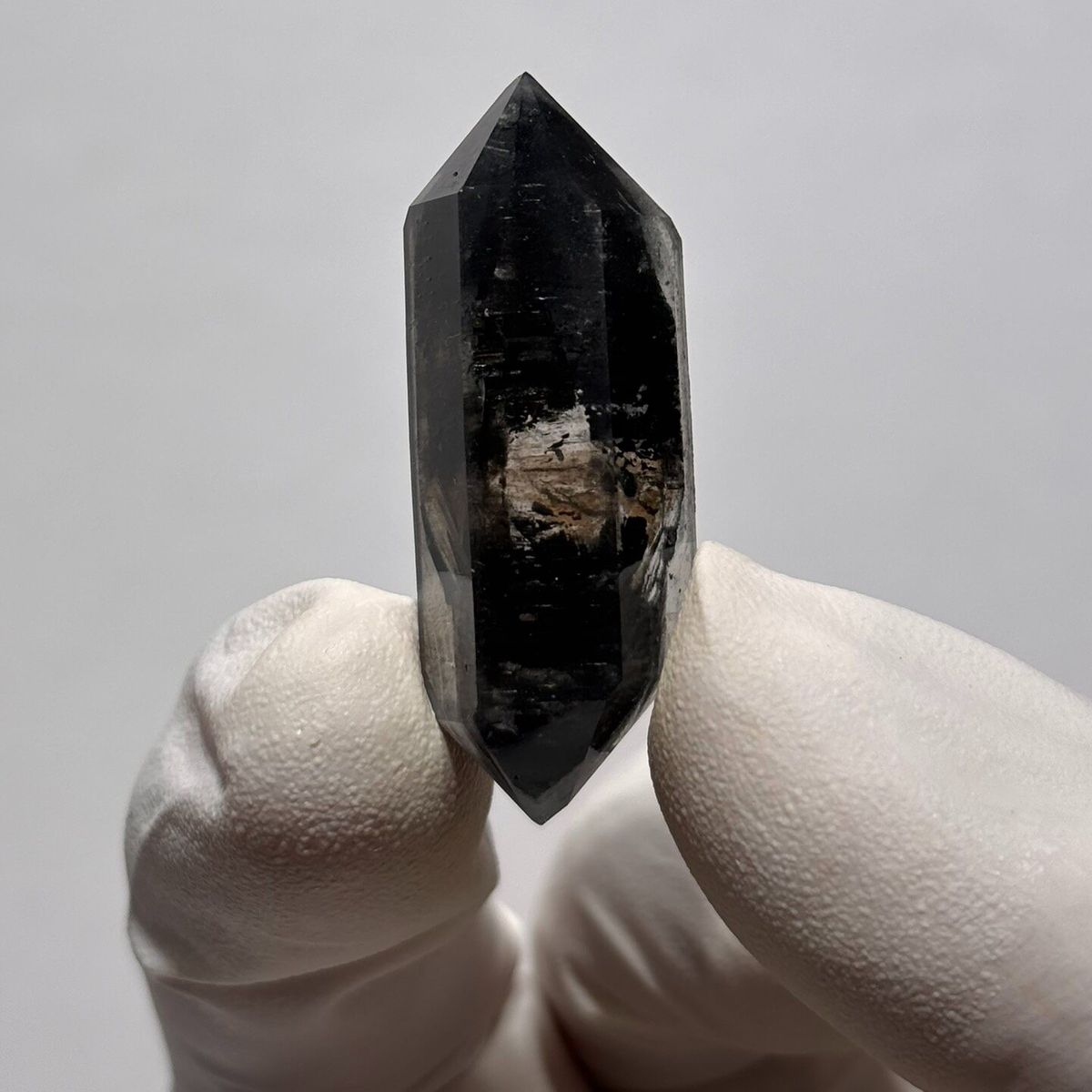 Sugar-core DT Yunnan quartz B — complete view