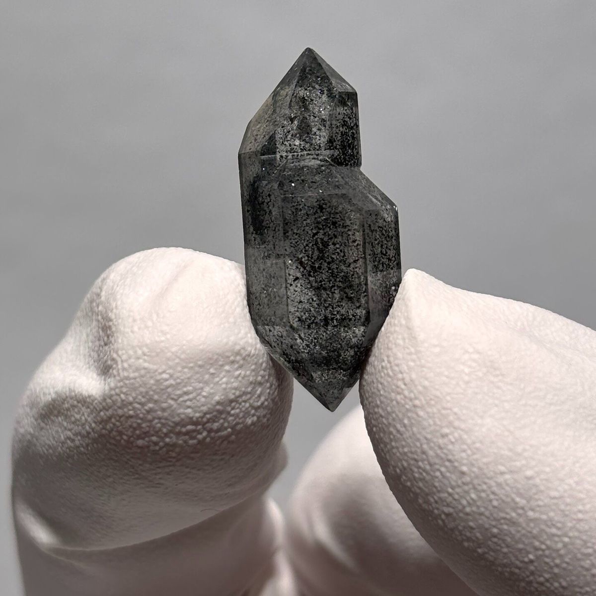 Star-included DT Yunnan quartz — complete view