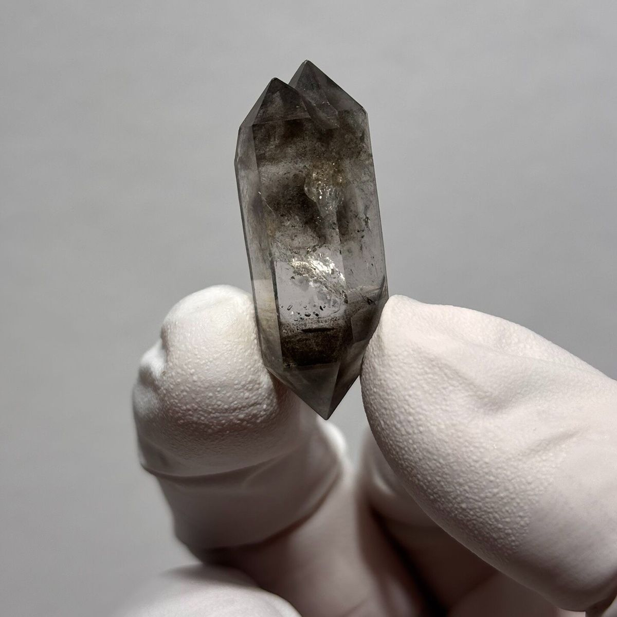 DT Yunnan quartz AE — complete view