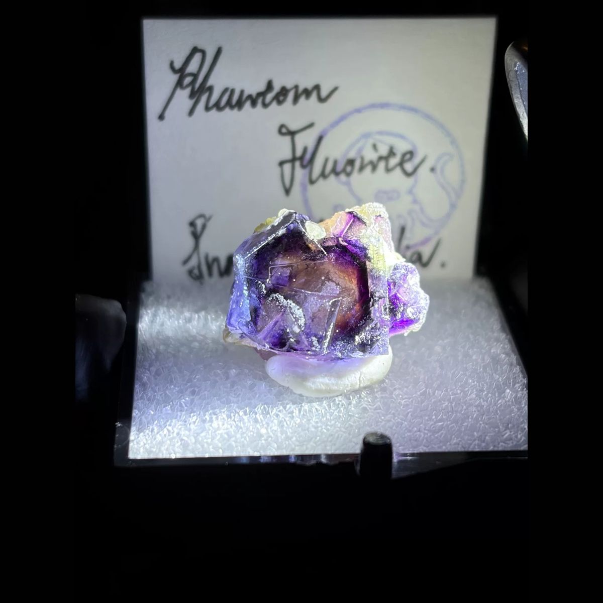 Nested square phantom fluorite from Yindu — complete view