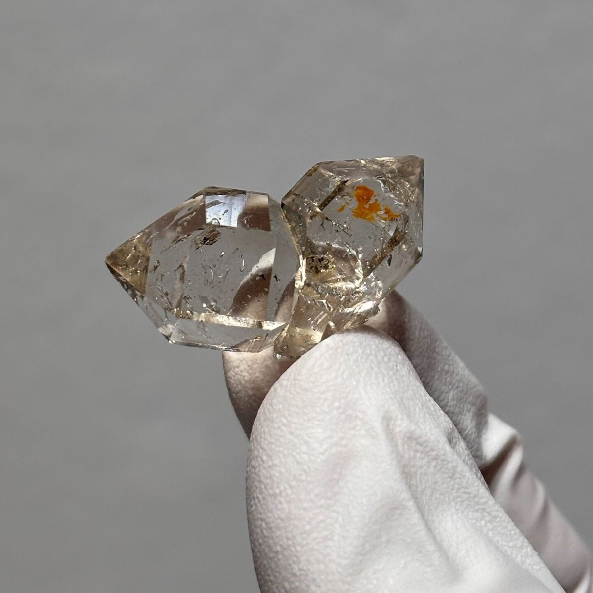 Flower-Tip Quartz Yunnan 2.6 cm — complete view