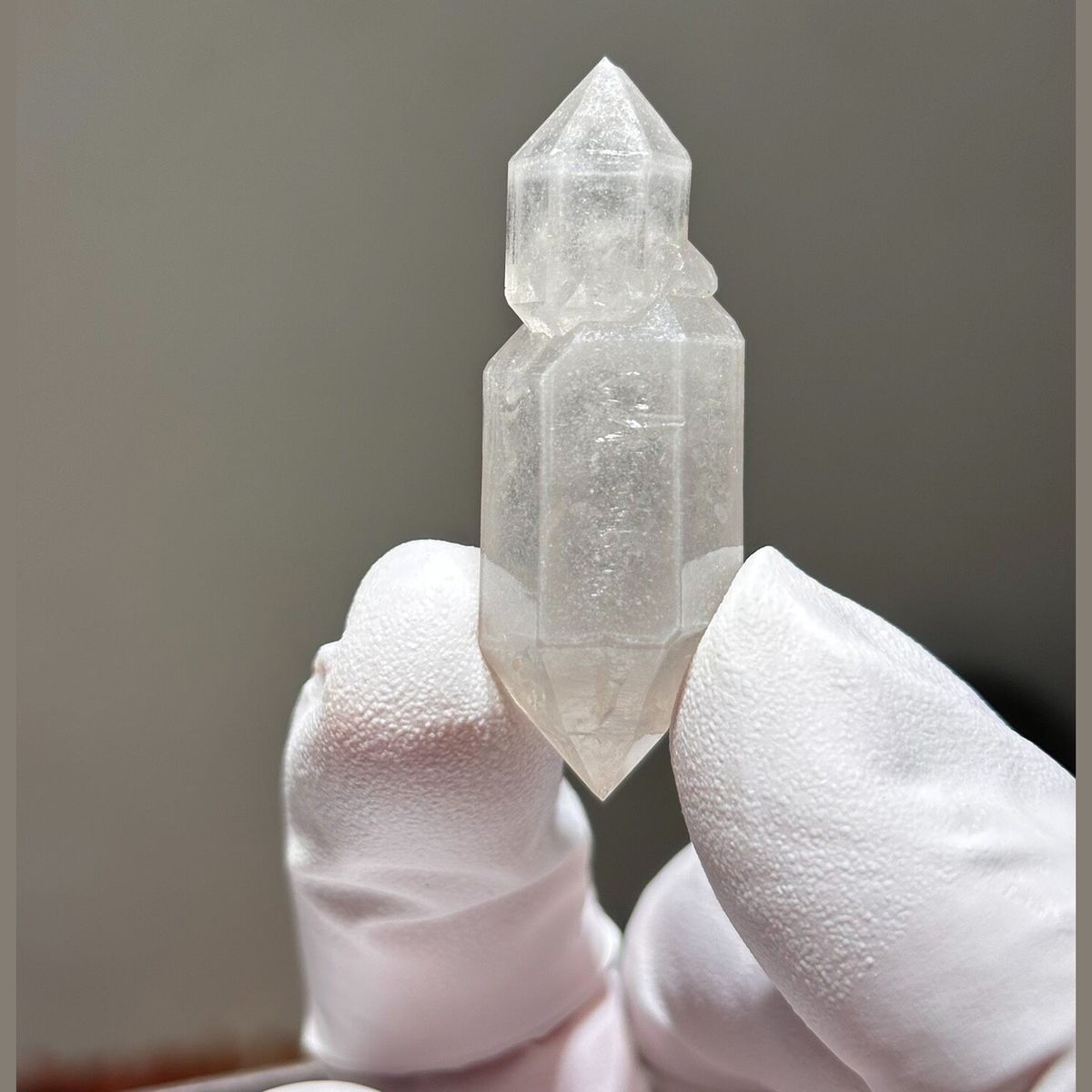 White etched dt Yunnan 4.3 cm — complete view