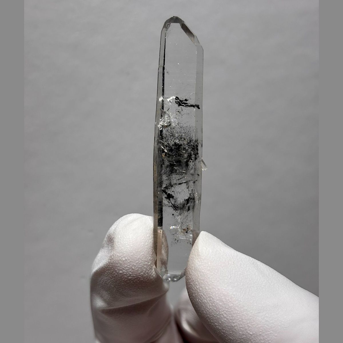 Slender DT Quartz Jinkouhe 6.1 cm — complete view