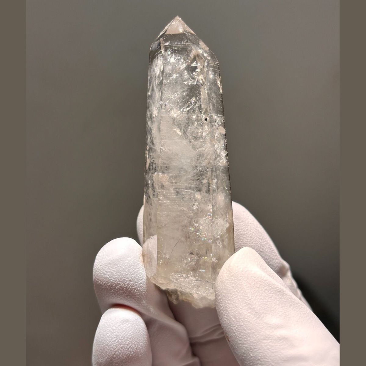 Quartz Point Xuebaoding 7.9 cm — complete view