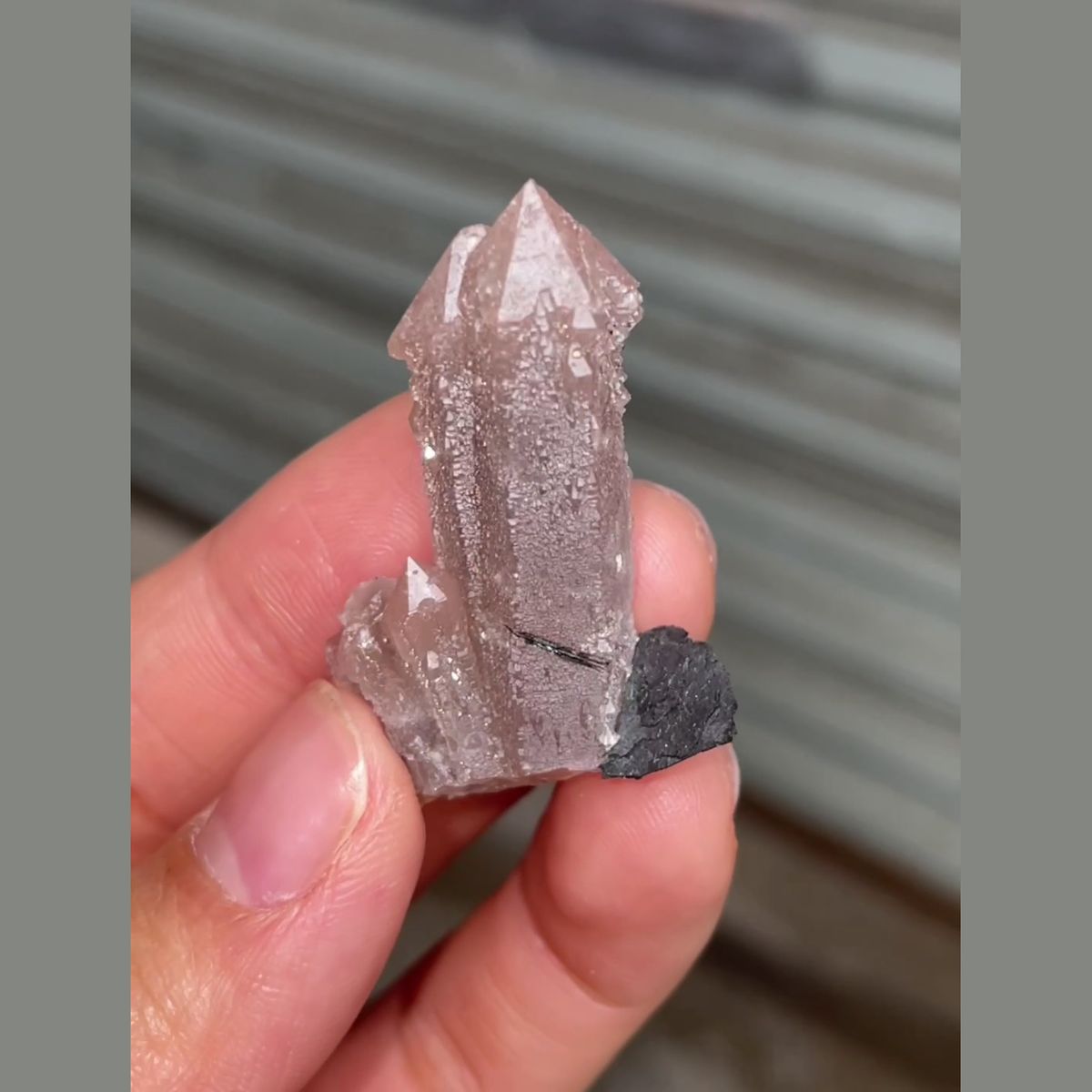 Large-head quartz with specular hematite from Inner Mongolia — complete view