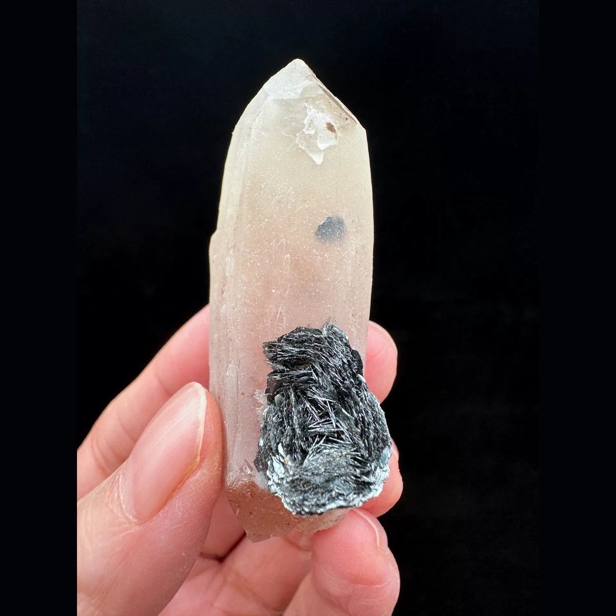 Pink quartz with specular hematite rosette from Inner Mongolia — complete view