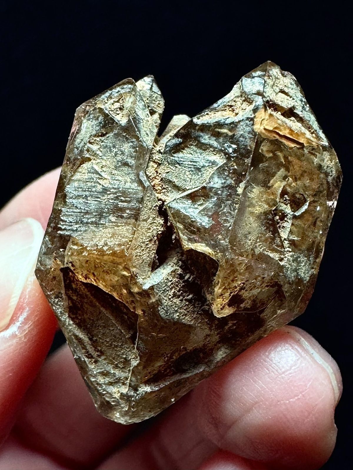 Heart-Shaped Golden Skeletal Quartz — Pakistan — individual mineral specimen view 1